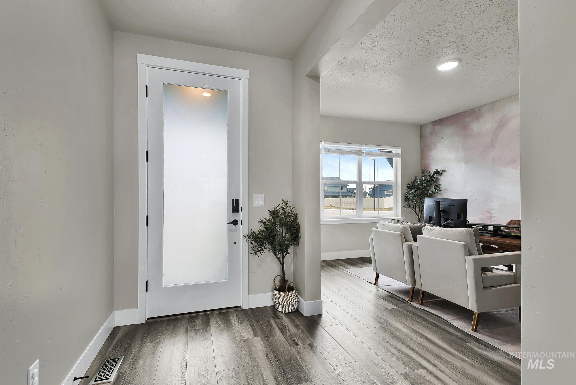 6104 S Corsican, Meridian, Idaho 83642, 5 Bedrooms, 3 Bathrooms, Residential For Sale, Price $665,000,MLS 98975347