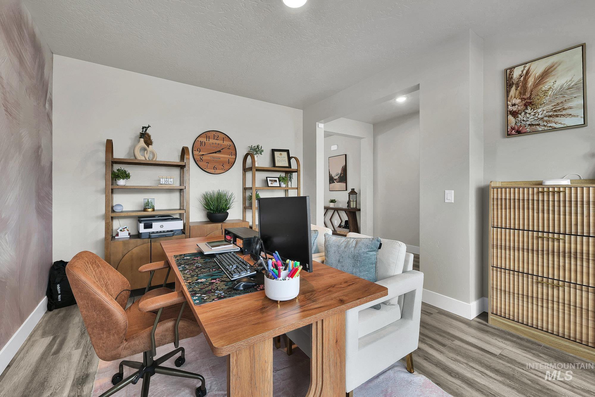 6104 S Corsican Ave, Meridian, Idaho 83642, 5 Bedrooms, 3 Bathrooms, Residential For Sale, Price $643,000,MLS 98975347