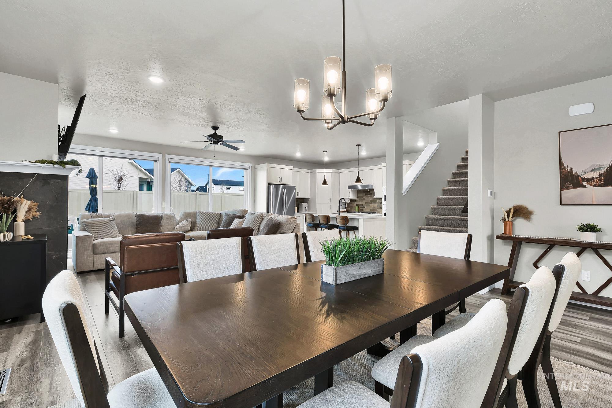 6104 S Corsican Ave, Meridian, Idaho 83642, 5 Bedrooms, 3 Bathrooms, Residential For Sale, Price $665,000, 98975347