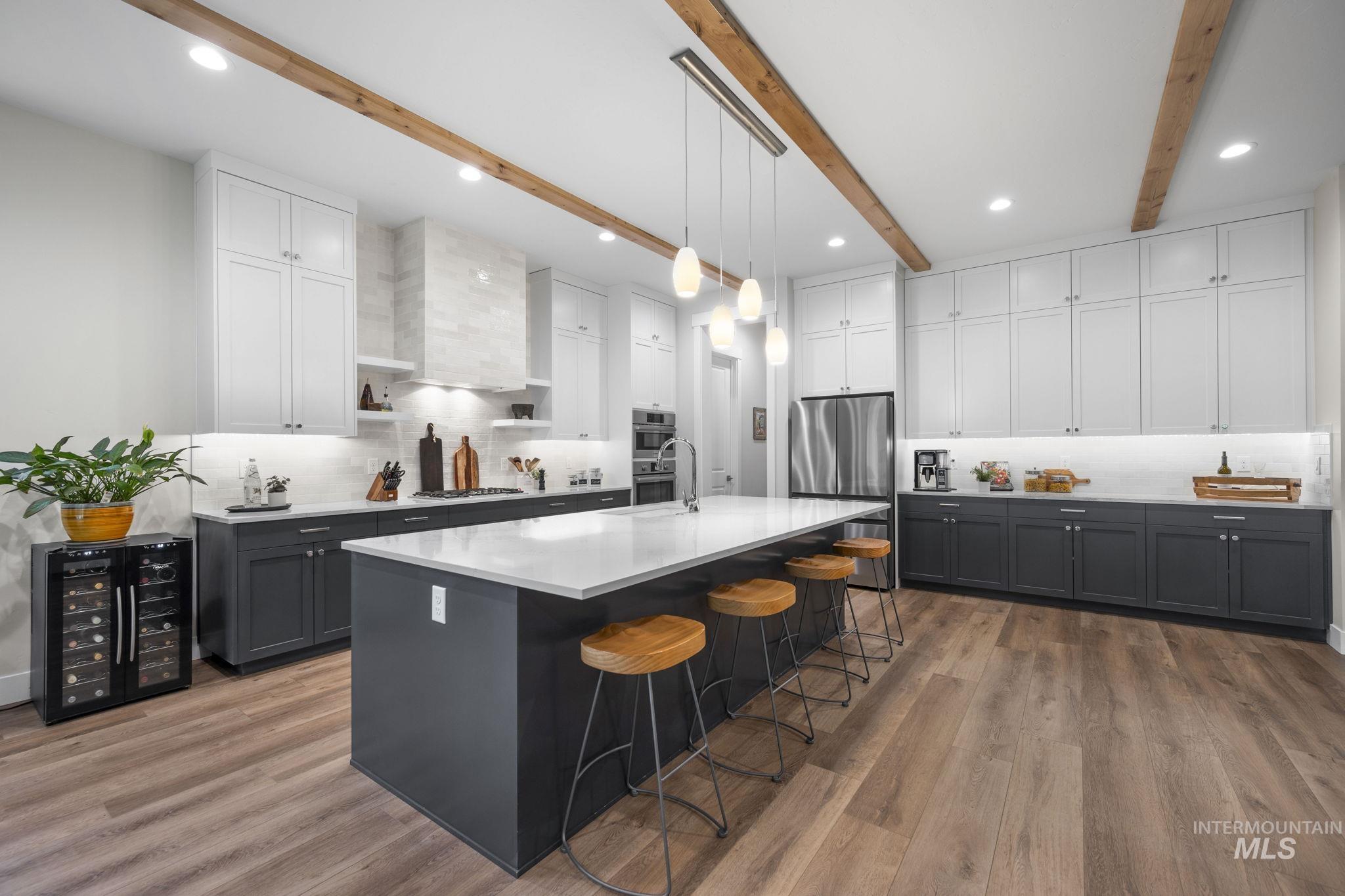 6334 Chateau Ct, Star, Idaho 83669, 3 Bedrooms, 2.5 Bathrooms, Residential For Sale, Price $890,000,MLS 98975348