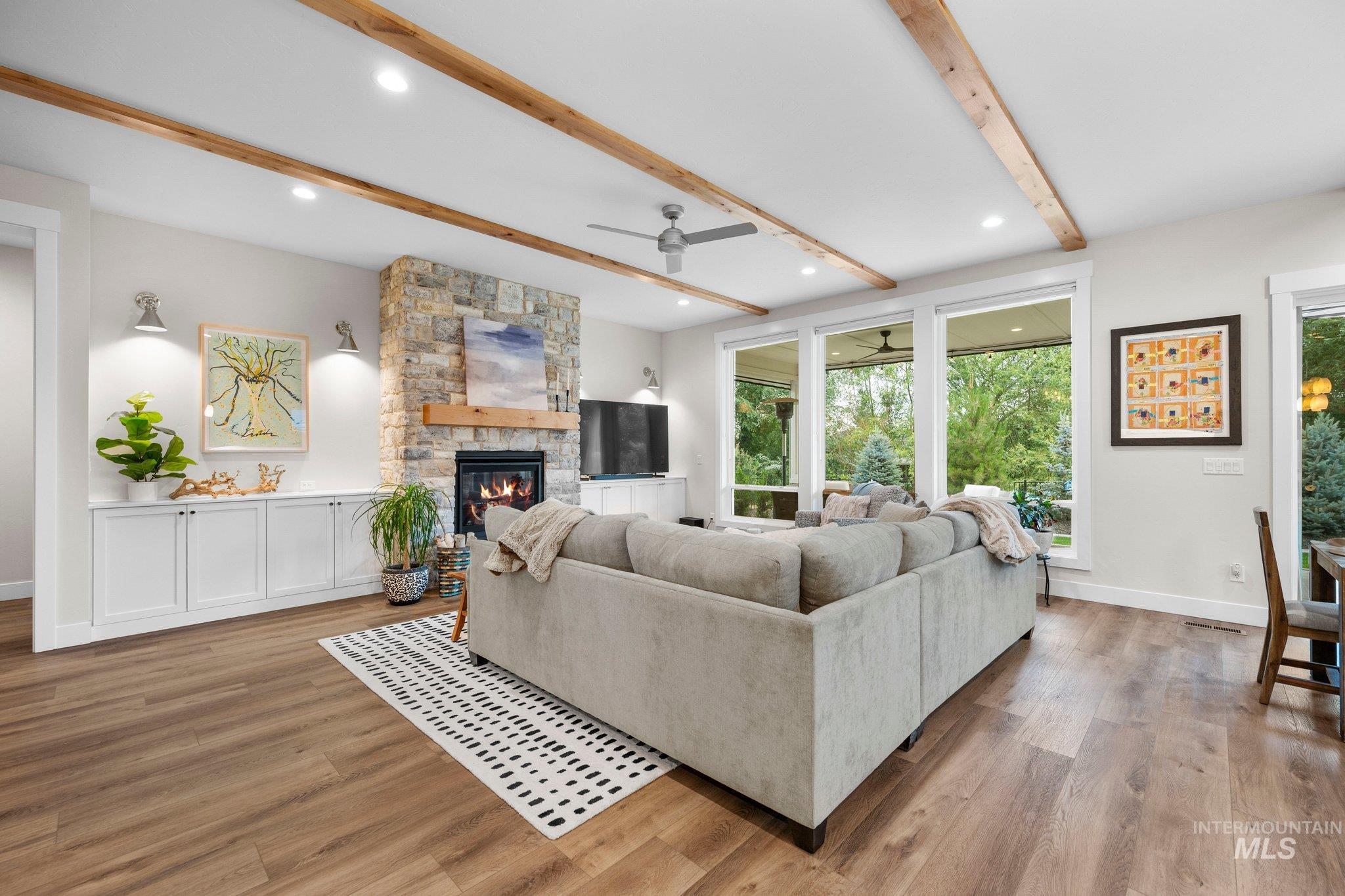 6334 Chateau Ct, Star, Idaho 83669, 3 Bedrooms, 2.5 Bathrooms, Residential For Sale, Price $890,000,MLS 98975348