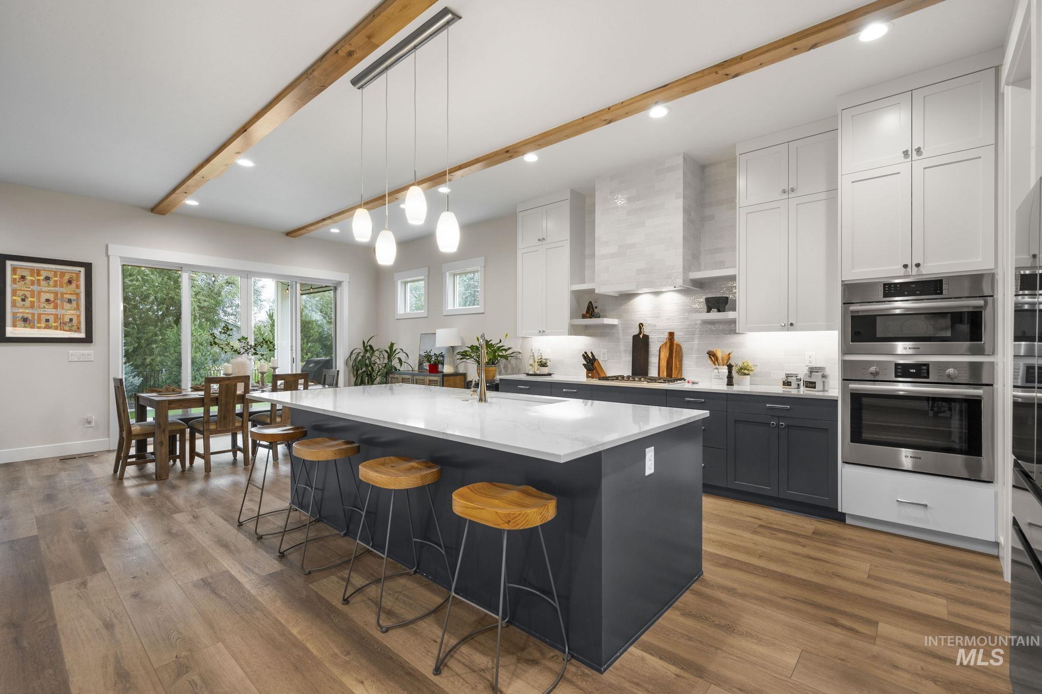 6334 Chateau Ct, Star, Idaho 83669, 3 Bedrooms, 2.5 Bathrooms, Residential For Sale, Price $890,000,MLS 98975348