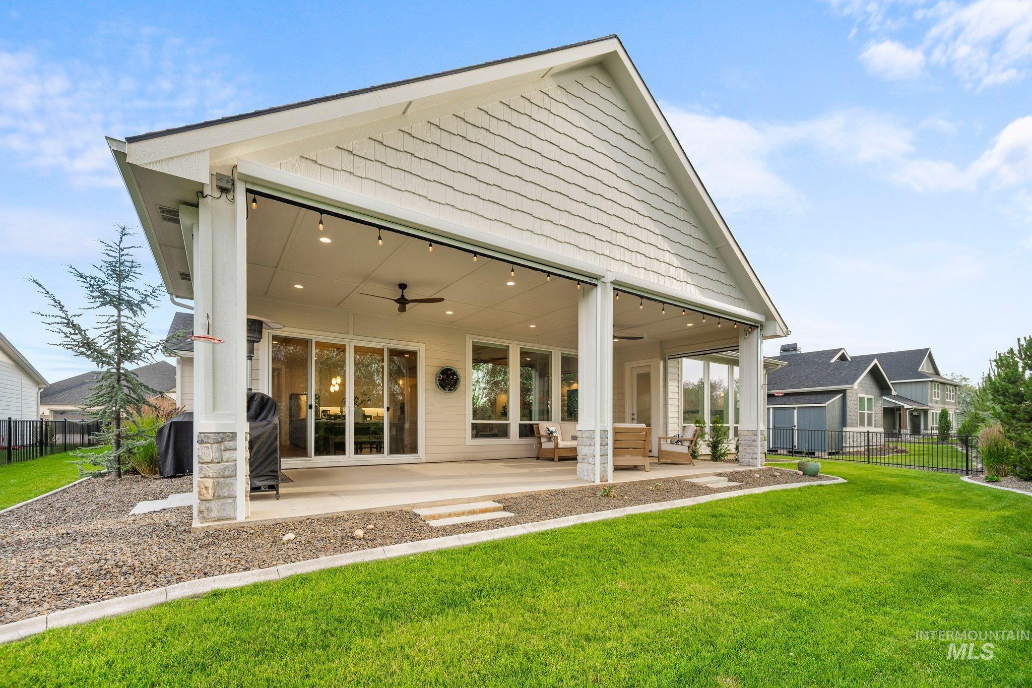 6334 Chateau Ct, Star, Idaho 83669, 3 Bedrooms, 2.5 Bathrooms, Residential For Sale, Price $890,000,MLS 98975348