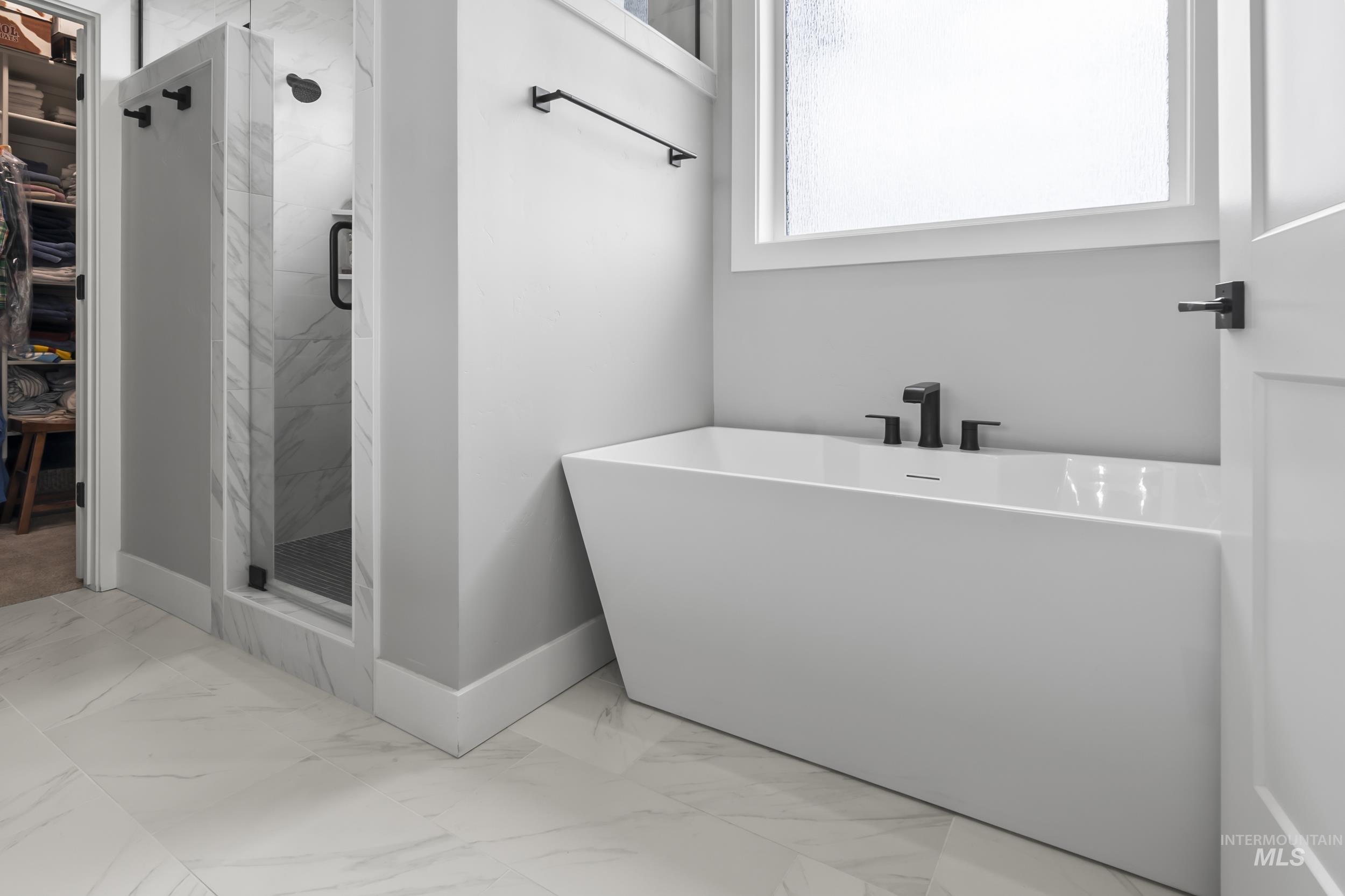 24696 Regal Road, Middleton, Idaho 83644, 4 Bedrooms, 3 Bathrooms, Residential For Sale, Price $1,190,000,MLS 98975351