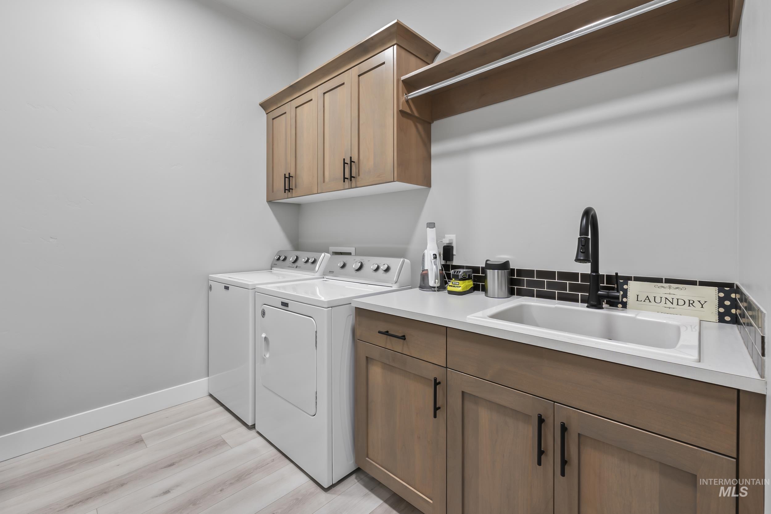 24696 Regal Road, Middleton, Idaho 83644, 4 Bedrooms, 3 Bathrooms, Residential For Sale, Price $1,190,000,MLS 98975351