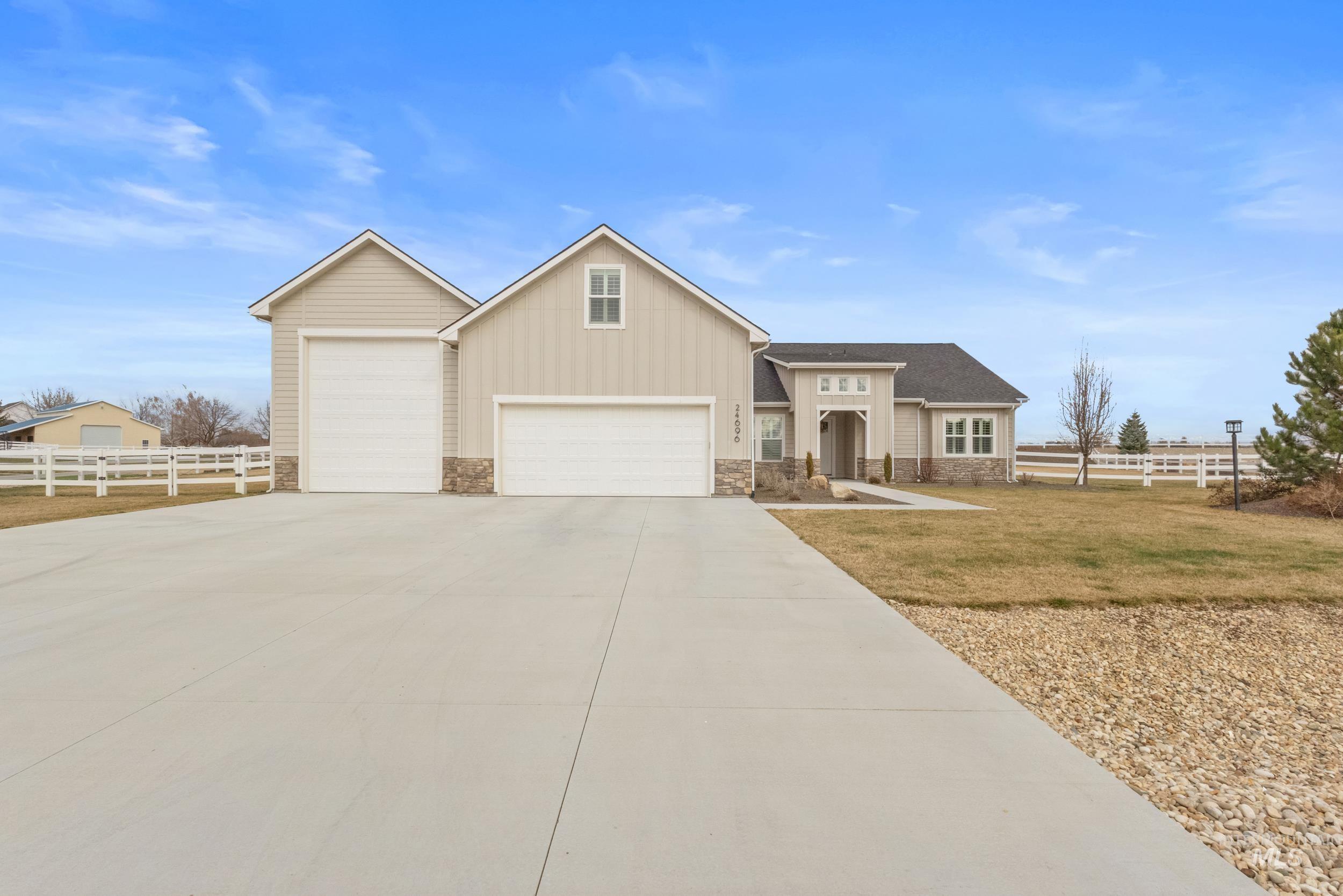 24696 Regal Road, Middleton, Idaho 83644, 4 Bedrooms, 3 Bathrooms, Residential For Sale, Price $1,190,000,MLS 98975351