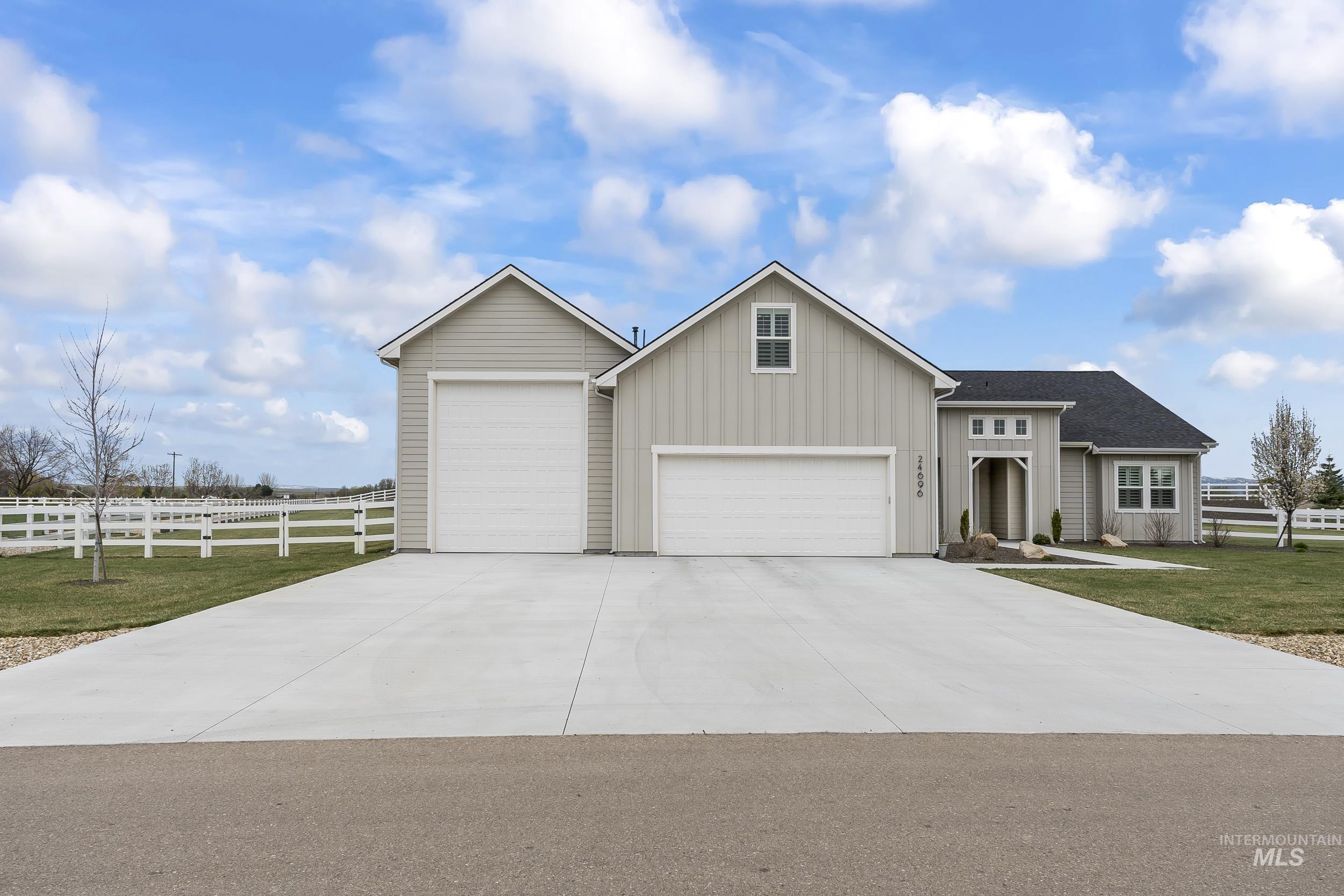 24696 Regal Road, Middleton, Idaho 83644, 4 Bedrooms, 3 Bathrooms, Residential For Sale, Price $1,200,000,MLS 98975351