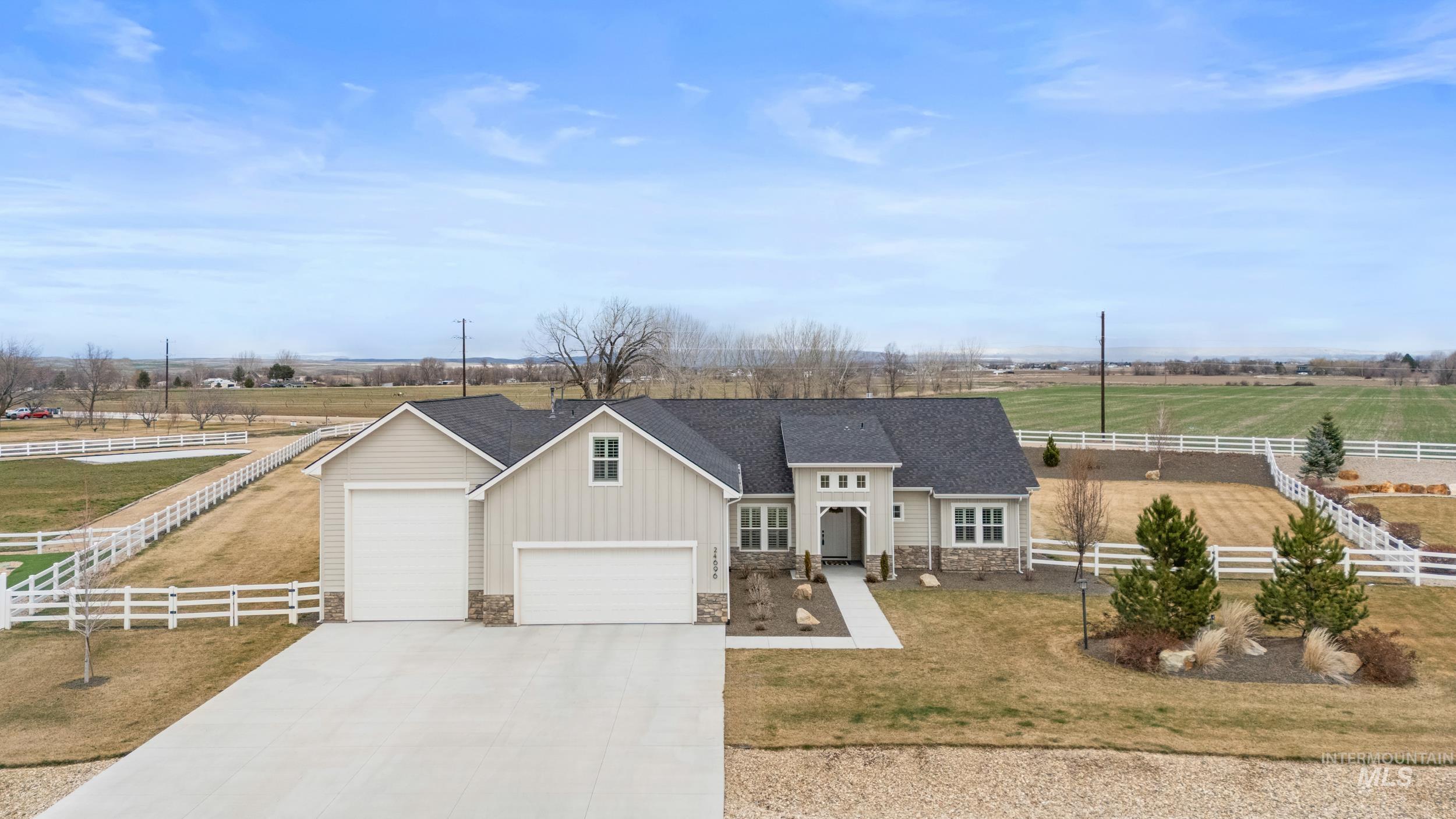 24696 Regal Road, Middleton, Idaho 83644, 4 Bedrooms, 3 Bathrooms, Residential For Sale, Price $1,190,000,MLS 98975351