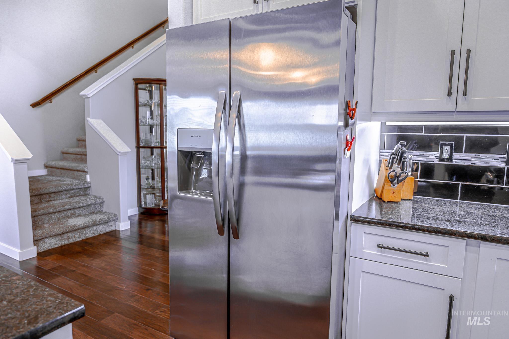 725 Lilac St., Fruitland, Idaho 83619-0000, 3 Bedrooms, 2.5 Bathrooms, Residential For Sale, Price $469,000, 98975352