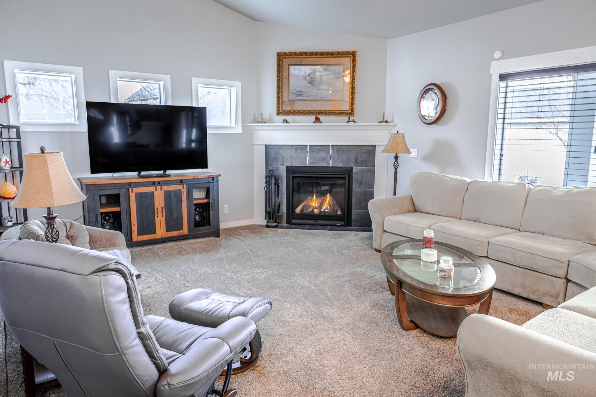 725 Lilac St., Fruitland, Idaho 83619-0000, 3 Bedrooms, 2.5 Bathrooms, Residential For Sale, Price $469,000, 98975352