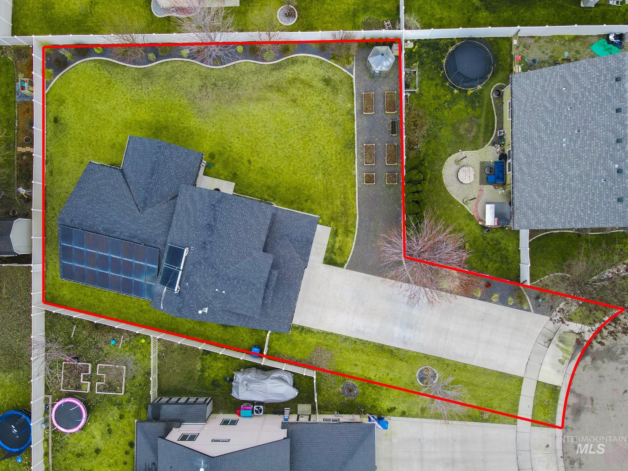 725 Lilac St., Fruitland, Idaho 83619-0000, 3 Bedrooms, 2.5 Bathrooms, Residential For Sale, Price $469,000, 98975352