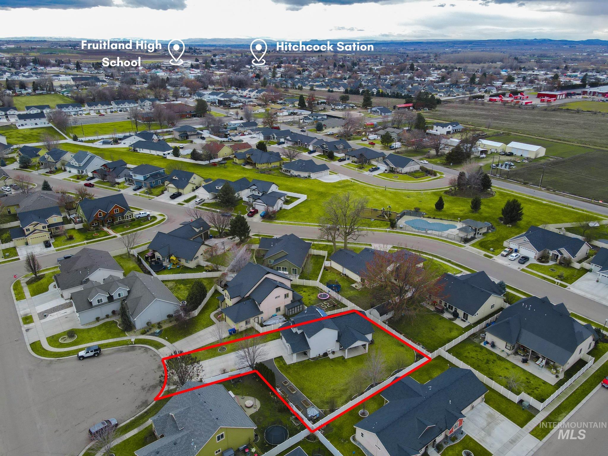 725 Lilac St., Fruitland, Idaho 83619-0000, 3 Bedrooms, 2.5 Bathrooms, Residential For Sale, Price $469,000, 98975352