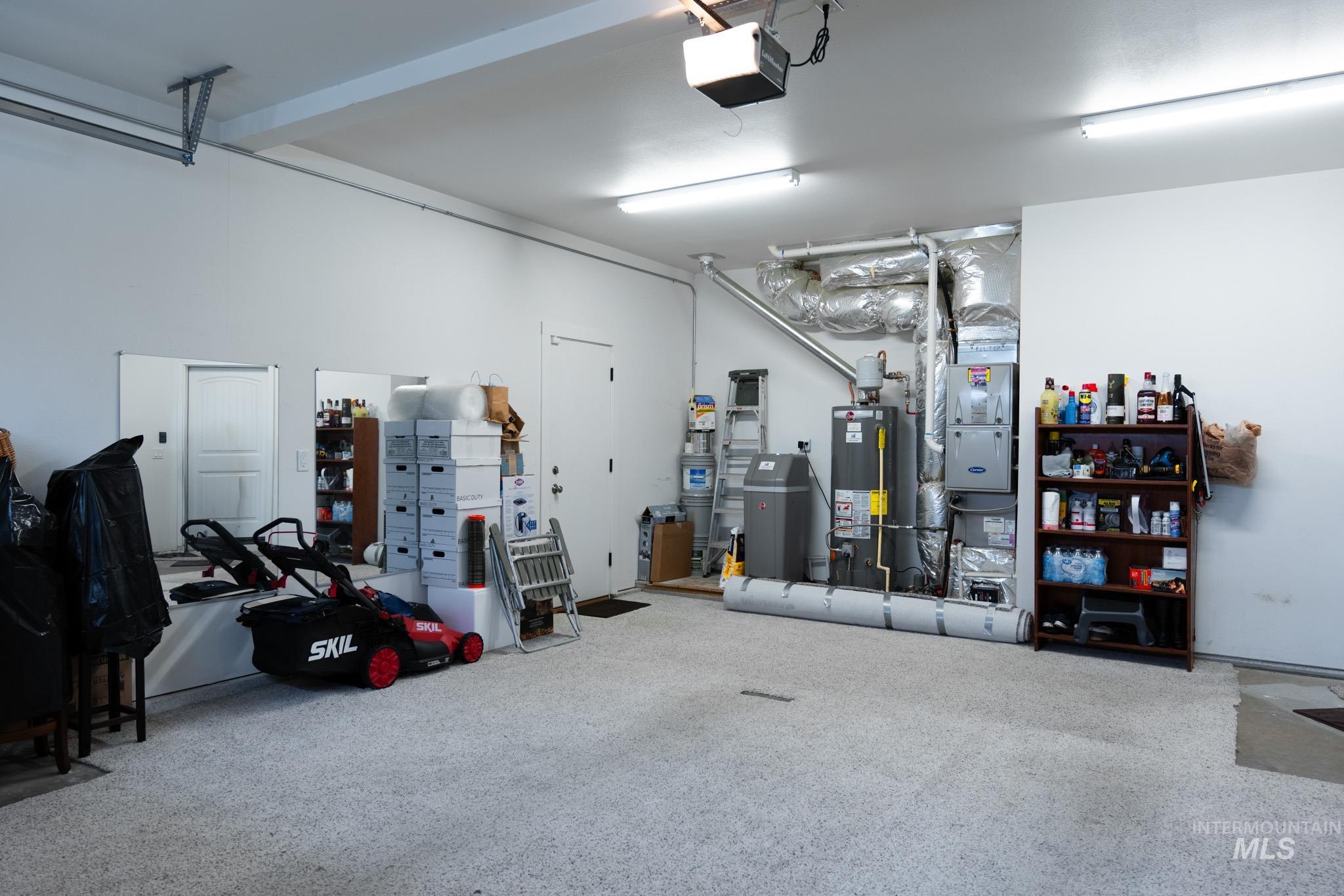 725 Lilac St., Fruitland, Idaho 83619-0000, 3 Bedrooms, 2.5 Bathrooms, Residential For Sale, Price $469,000, 98975352