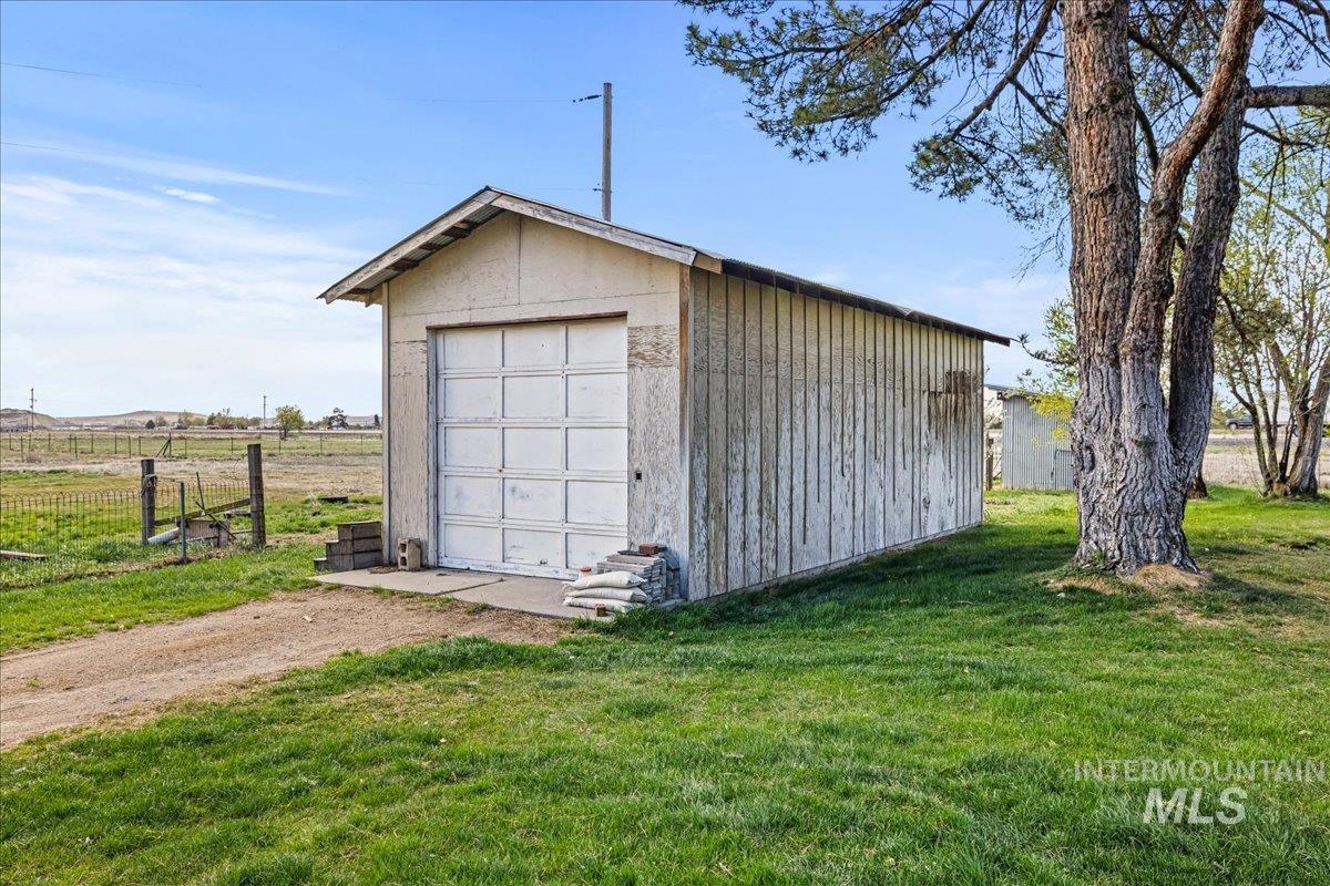 1267 NW Beaman St., Mountain Home, Idaho 83647, 2 Bedrooms, 1 Bathroom, Residential For Sale, Price $315,000,MLS 98975353