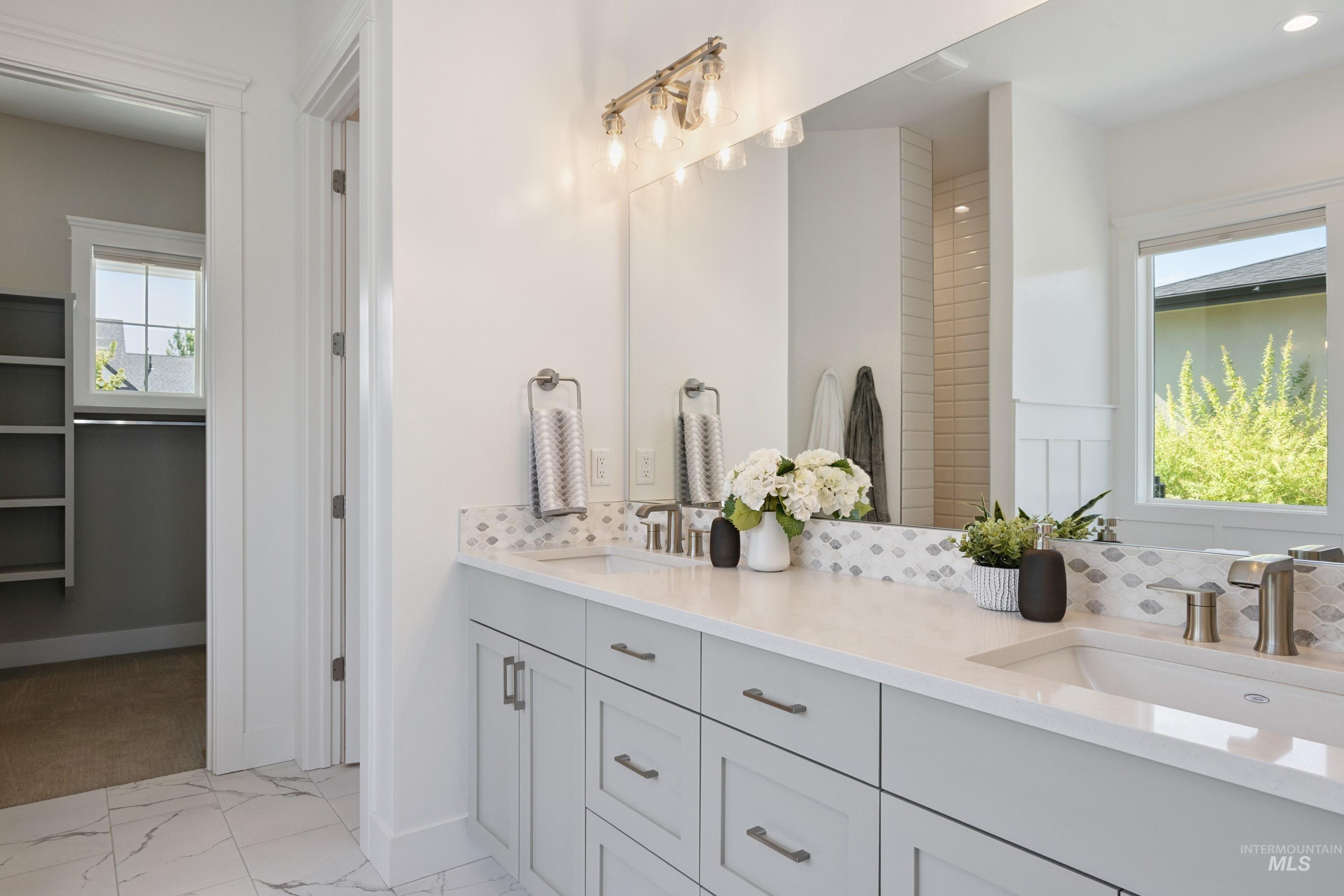 2635 N Yount Way, Eagle, Idaho 83616, 4 Bedrooms, 3.5 Bathrooms, Residential For Sale, Price $1,199,000,MLS 98975356