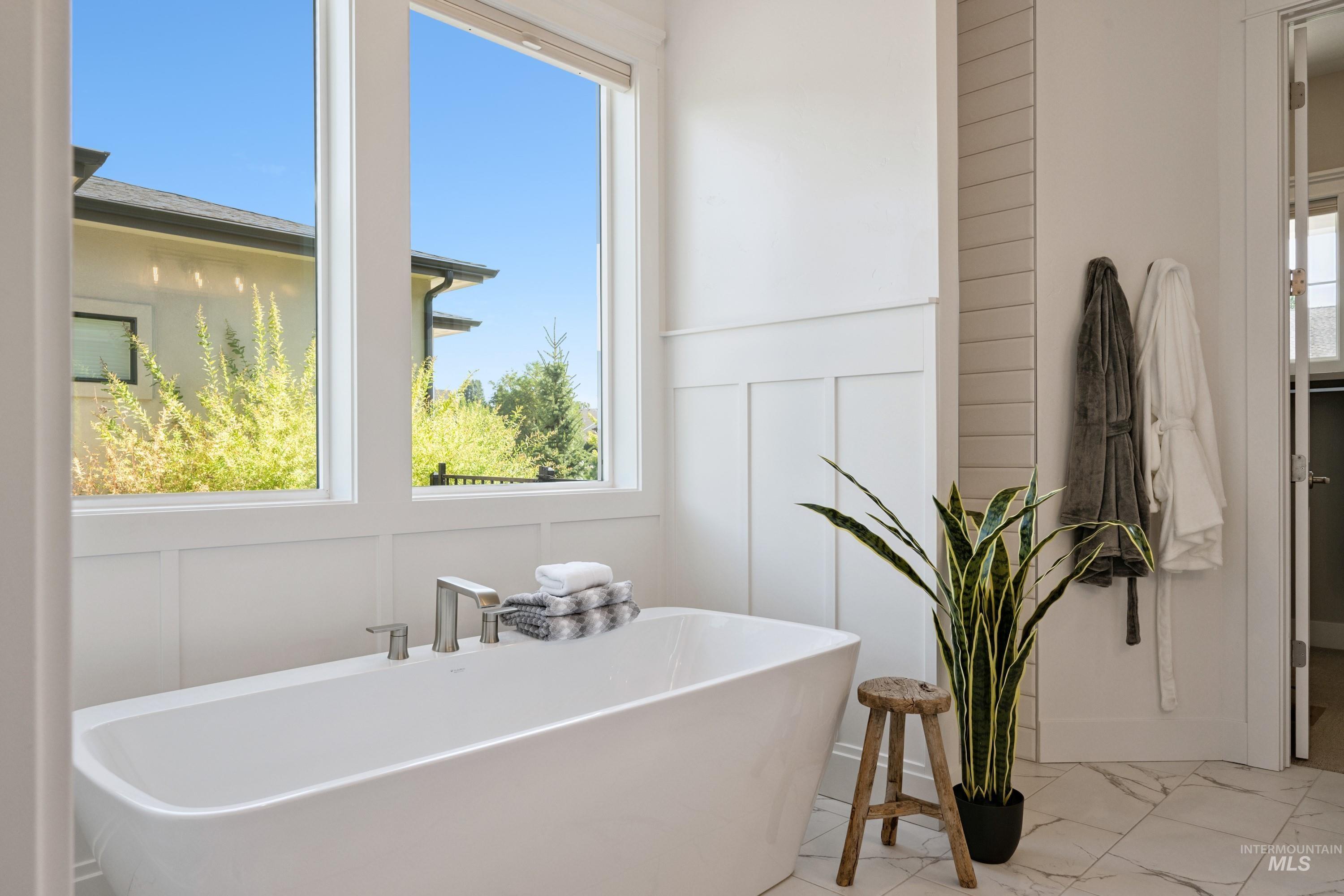 2635 N Yount Way, Eagle, Idaho 83616, 4 Bedrooms, 3.5 Bathrooms, Residential For Sale, Price $1,199,000,MLS 98975356