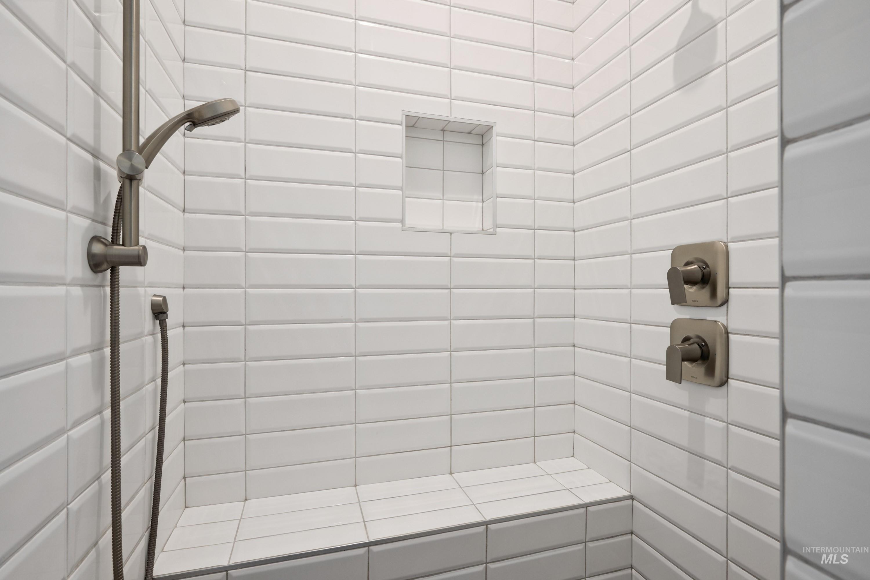 2635 N Yount Way, Eagle, Idaho 83616, 4 Bedrooms, 3.5 Bathrooms, Residential For Sale, Price $1,199,000,MLS 98975356