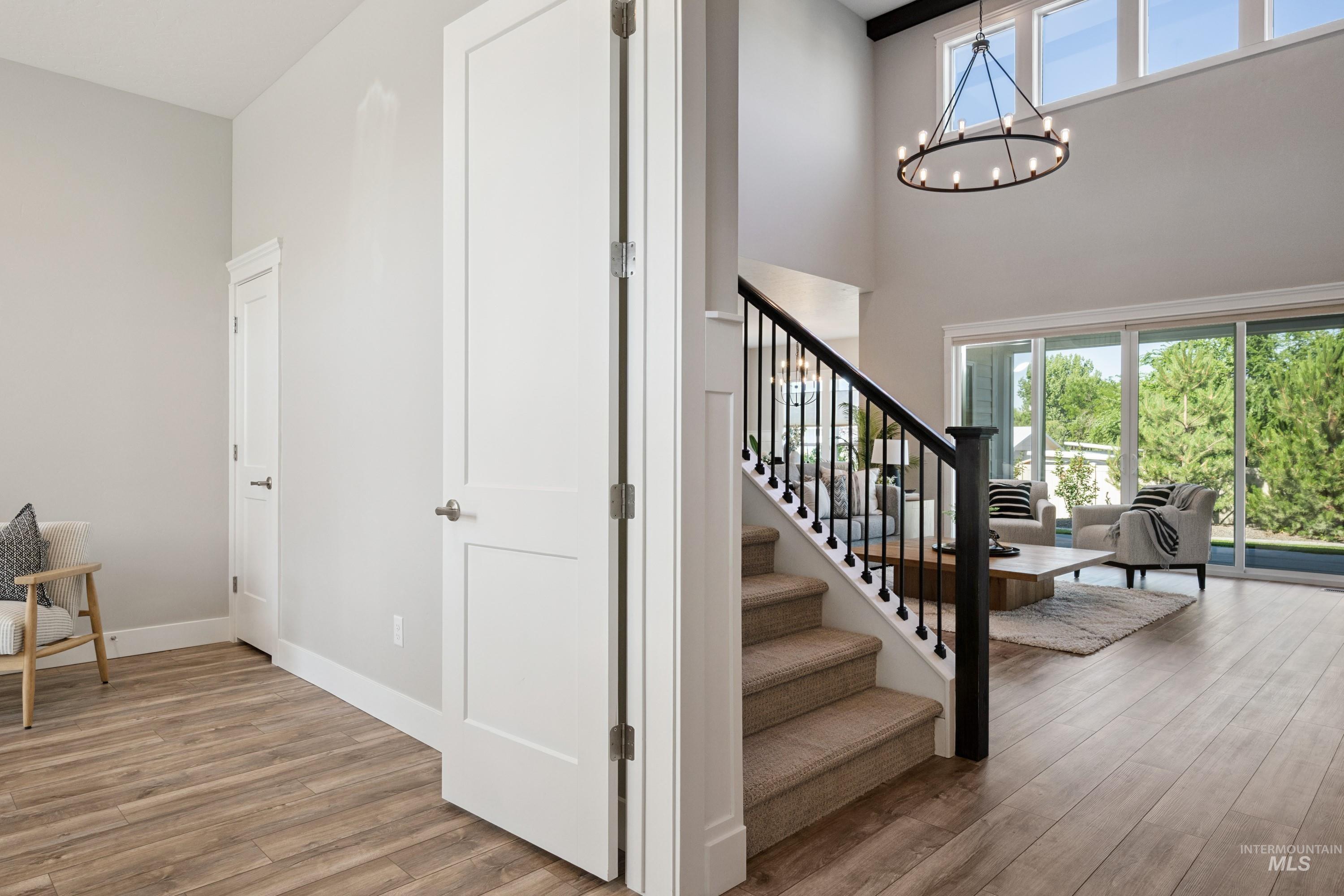 2635 N Yount Way, Eagle, Idaho 83616, 4 Bedrooms, 3.5 Bathrooms, Residential For Sale, Price $1,199,000,MLS 98975356