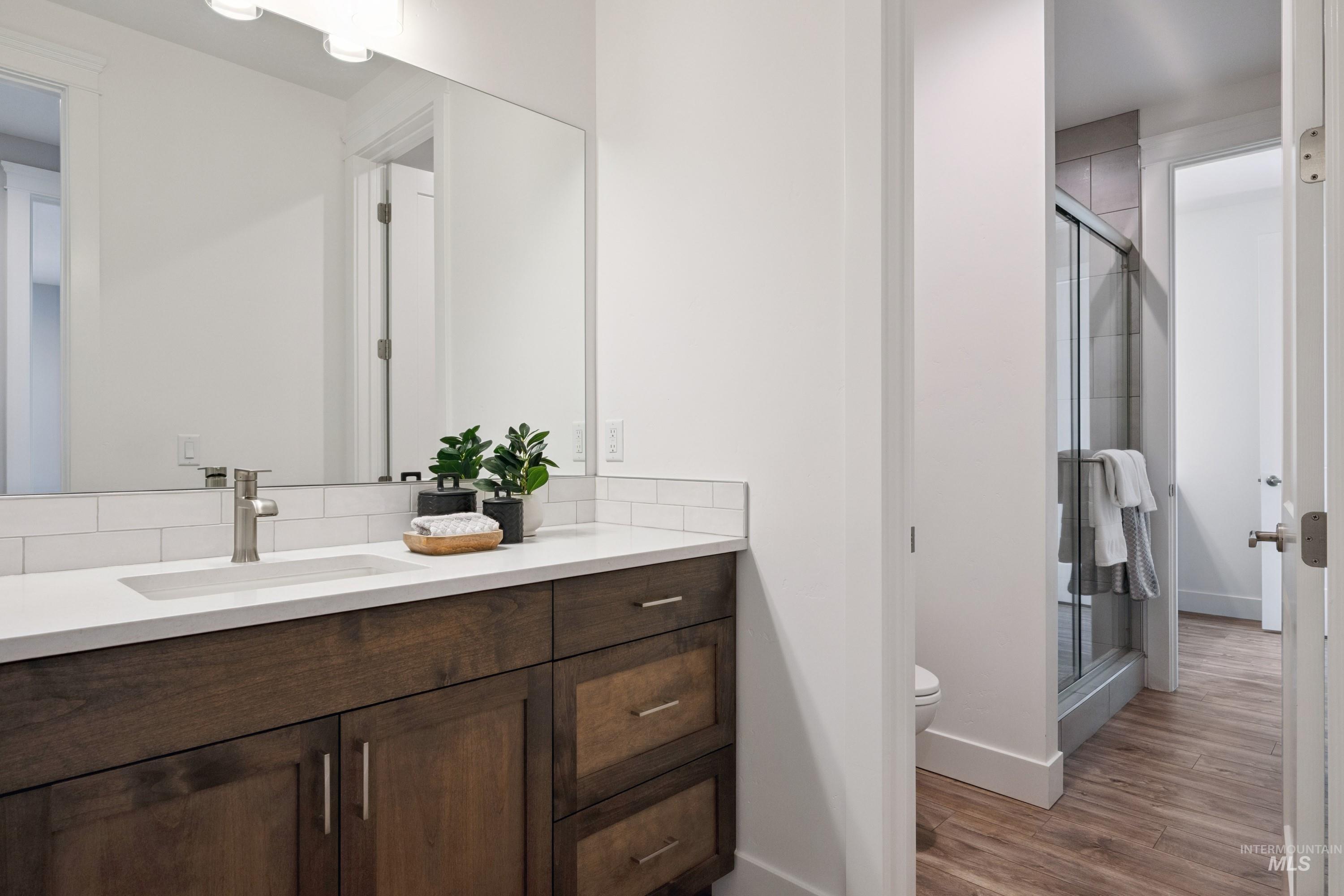 2635 N Yount Way, Eagle, Idaho 83616, 4 Bedrooms, 3.5 Bathrooms, Residential For Sale, Price $1,199,000,MLS 98975356