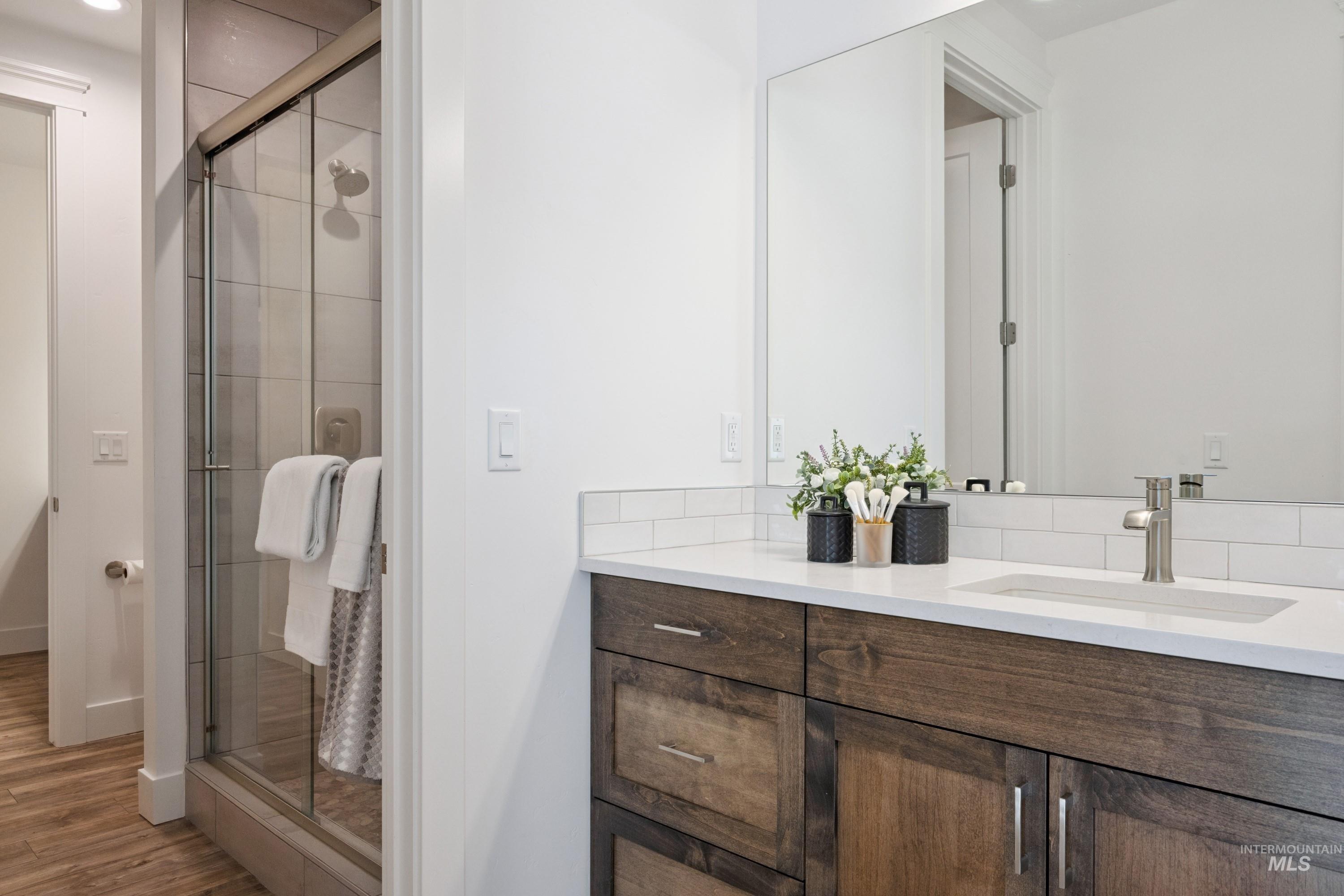 2635 N Yount Way, Eagle, Idaho 83616, 4 Bedrooms, 3.5 Bathrooms, Residential For Sale, Price $1,199,000,MLS 98975356