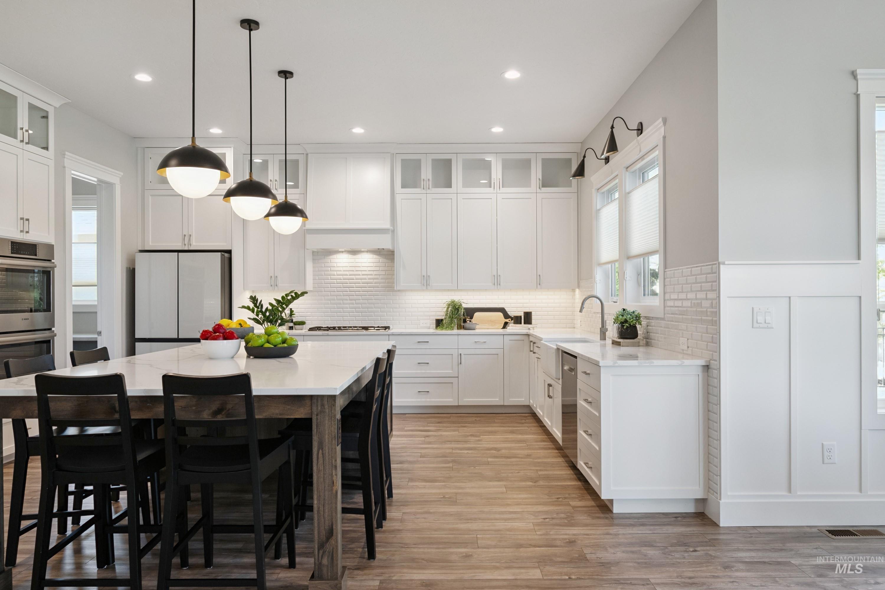 2635 N Yount Way, Eagle, Idaho 83616, 4 Bedrooms, 3.5 Bathrooms, Residential For Sale, Price $1,199,000,MLS 98975356