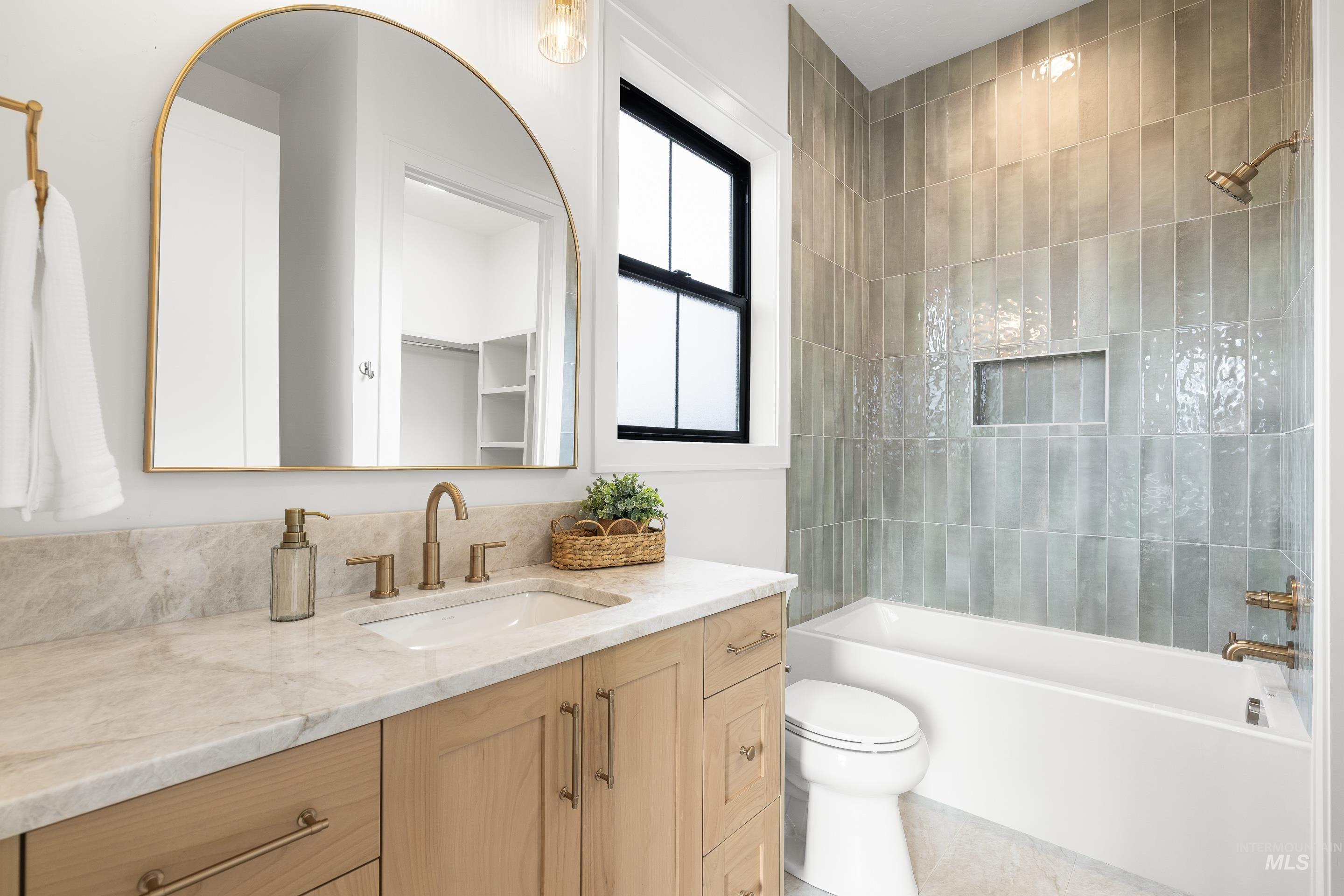 8040 W Inspirado Dr, Meridian, Idaho 83646-0000, 4 Bedrooms, 3.5 Bathrooms, Residential For Sale, Price $1,749,000, 98975357