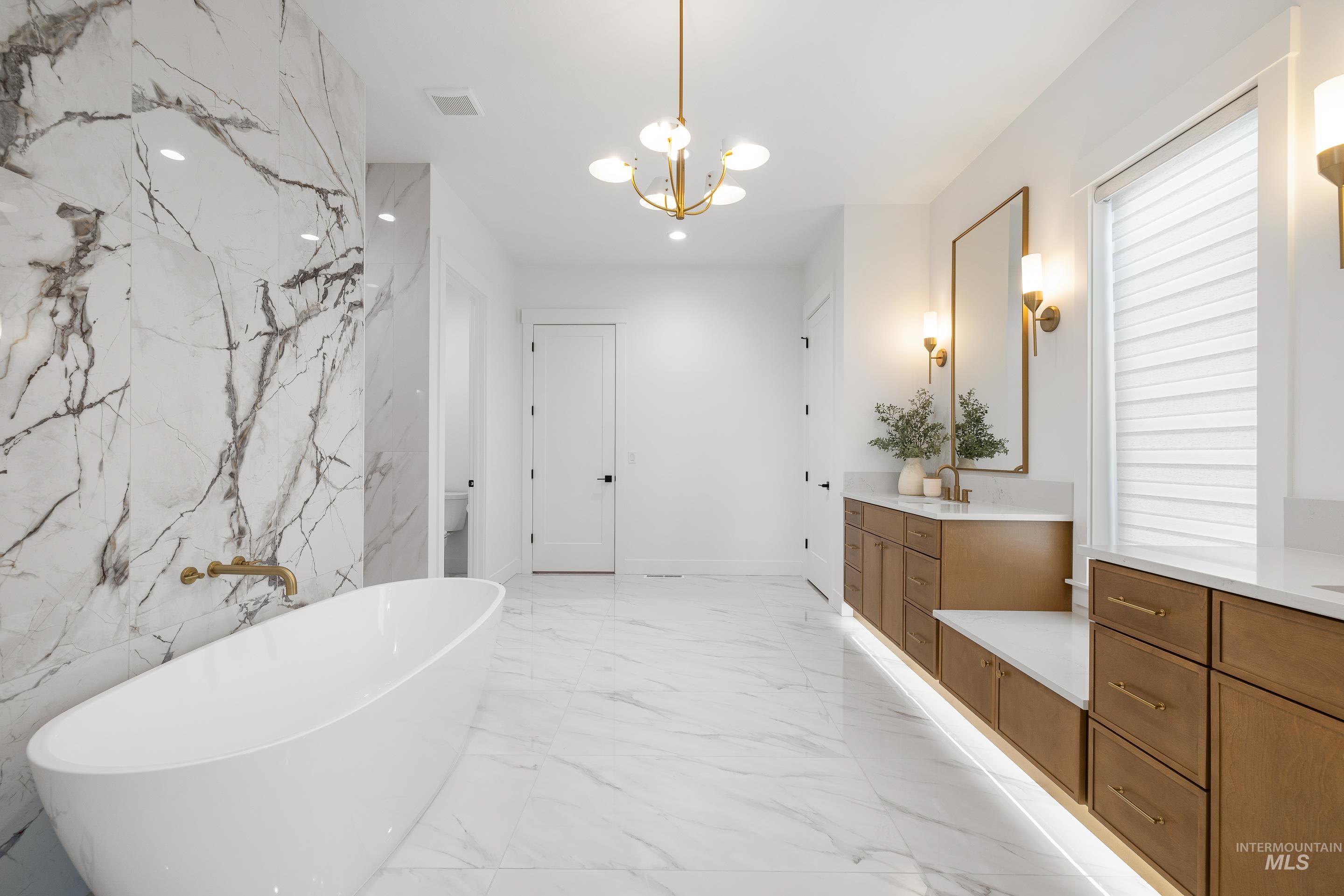 12092 Swainsons Lane, Nampa, Idaho 83686-5793, 5 Bedrooms, 3 Bathrooms, Residential For Sale, Price $1,599,900,MLS 98975358