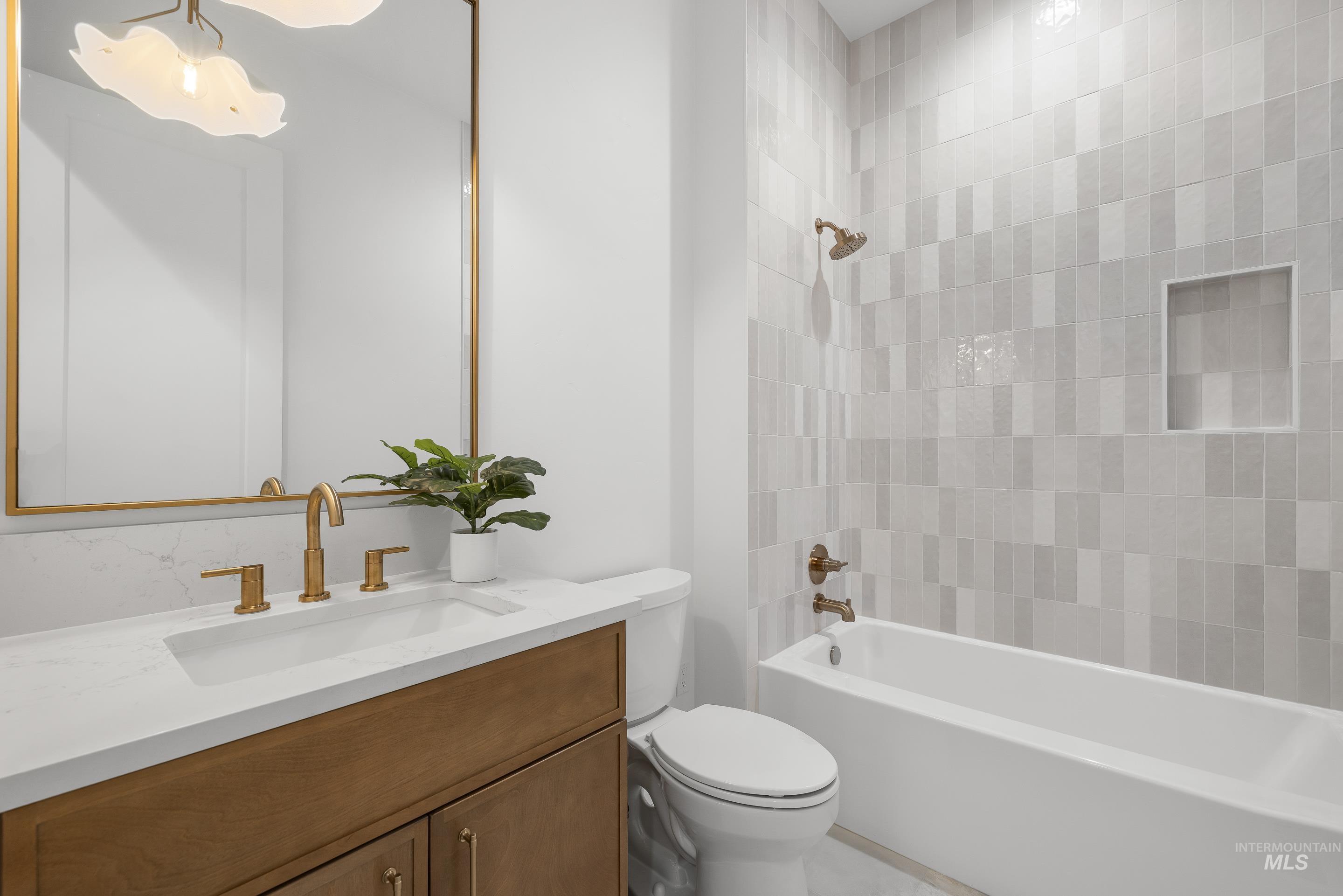 12092 Swainsons Lane, Nampa, Idaho 83686-5793, 5 Bedrooms, 3 Bathrooms, Residential For Sale, Price $1,599,900,MLS 98975358