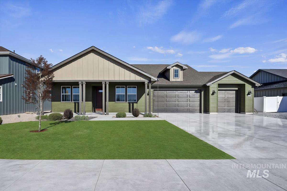 336 Maxine Lane West, Kimberly, Idaho 83341, 3 Bedrooms, 2 Bathrooms, Residential For Sale, Price $536,400, 98975363
