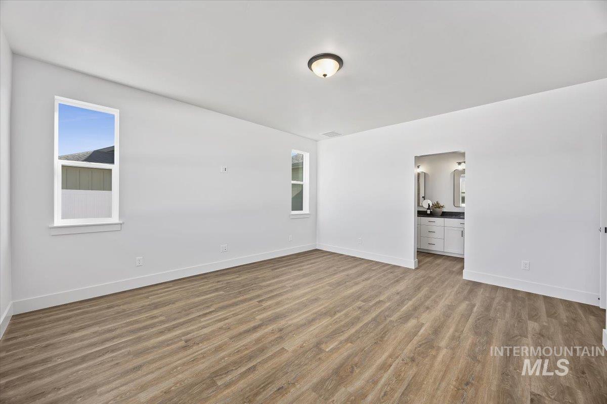 336 Maxine Lane West, Kimberly, Idaho 83341, 3 Bedrooms, 2 Bathrooms, Residential For Sale, Price $536,400, 98975363