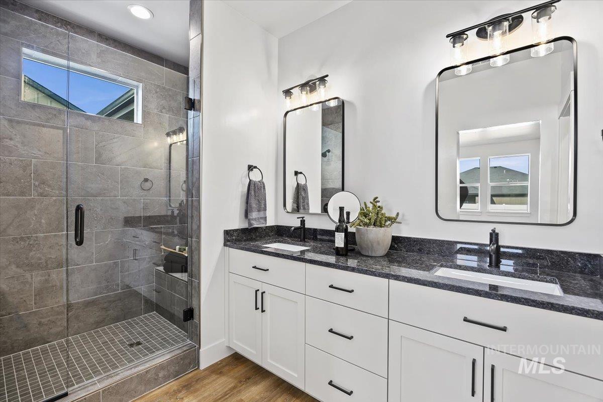 336 Maxine Lane West, Kimberly, Idaho 83341, 3 Bedrooms, 2 Bathrooms, Residential For Sale, Price $536,400, 98975363