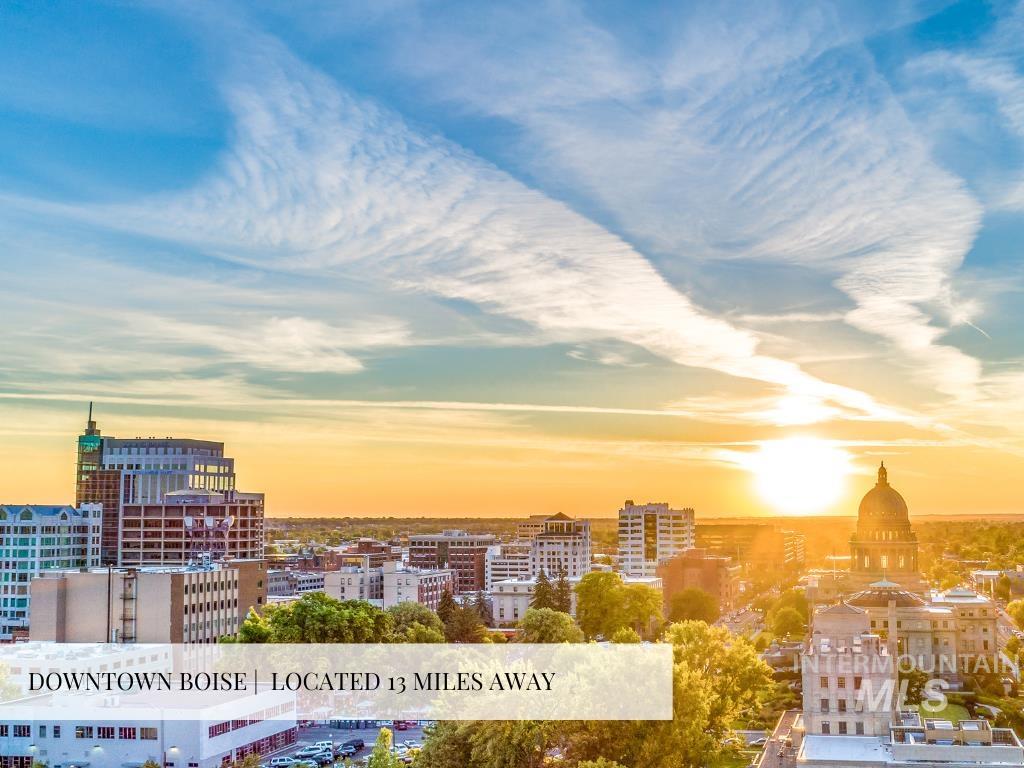 659 N Creekwater Ave, Eagle, Idaho 83616, 4 Bedrooms, 4.5 Bathrooms, Residential For Sale, Price $1,535,996, 98975366