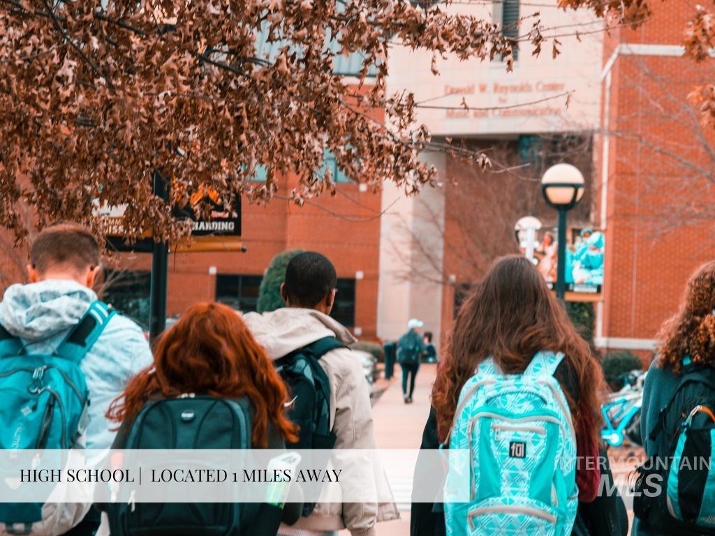 659 N Creekwater Ave, Eagle, Idaho 83616, 4 Bedrooms, 4.5 Bathrooms, Residential For Sale, Price $1,535,996, 98975366