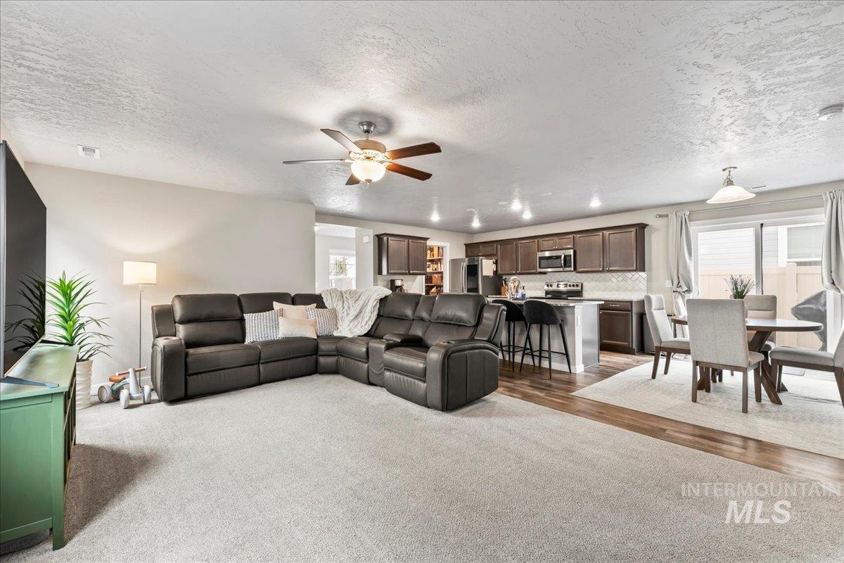 7662 S Sea Breeze Way, Boise, Idaho 83709, 3 Bedrooms, 2.5 Bathrooms, Residential For Sale, Price $470,000, 98975368