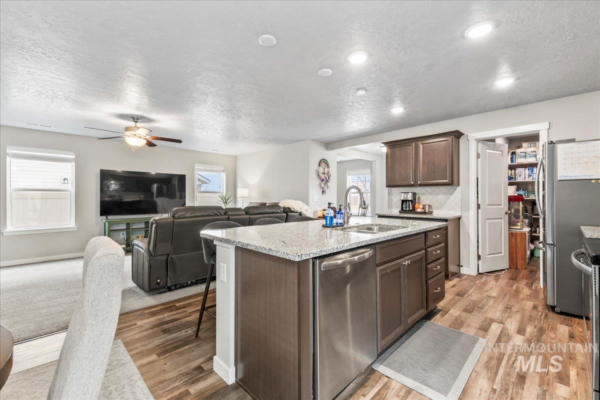 7662 S Sea Breeze Way, Boise, Idaho 83709, 3 Bedrooms, 2.5 Bathrooms, Residential For Sale, Price $470,000, 98975368