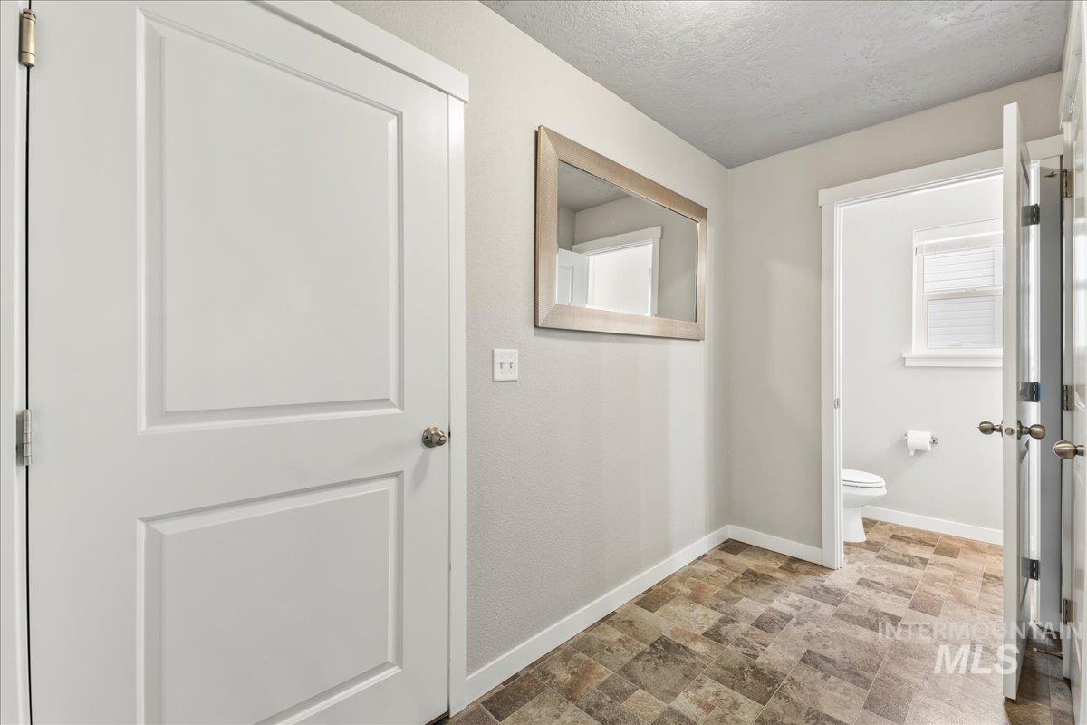 7662 S Sea Breeze Way, Boise, Idaho 83709, 3 Bedrooms, 2.5 Bathrooms, Residential For Sale, Price $470,000, 98975368