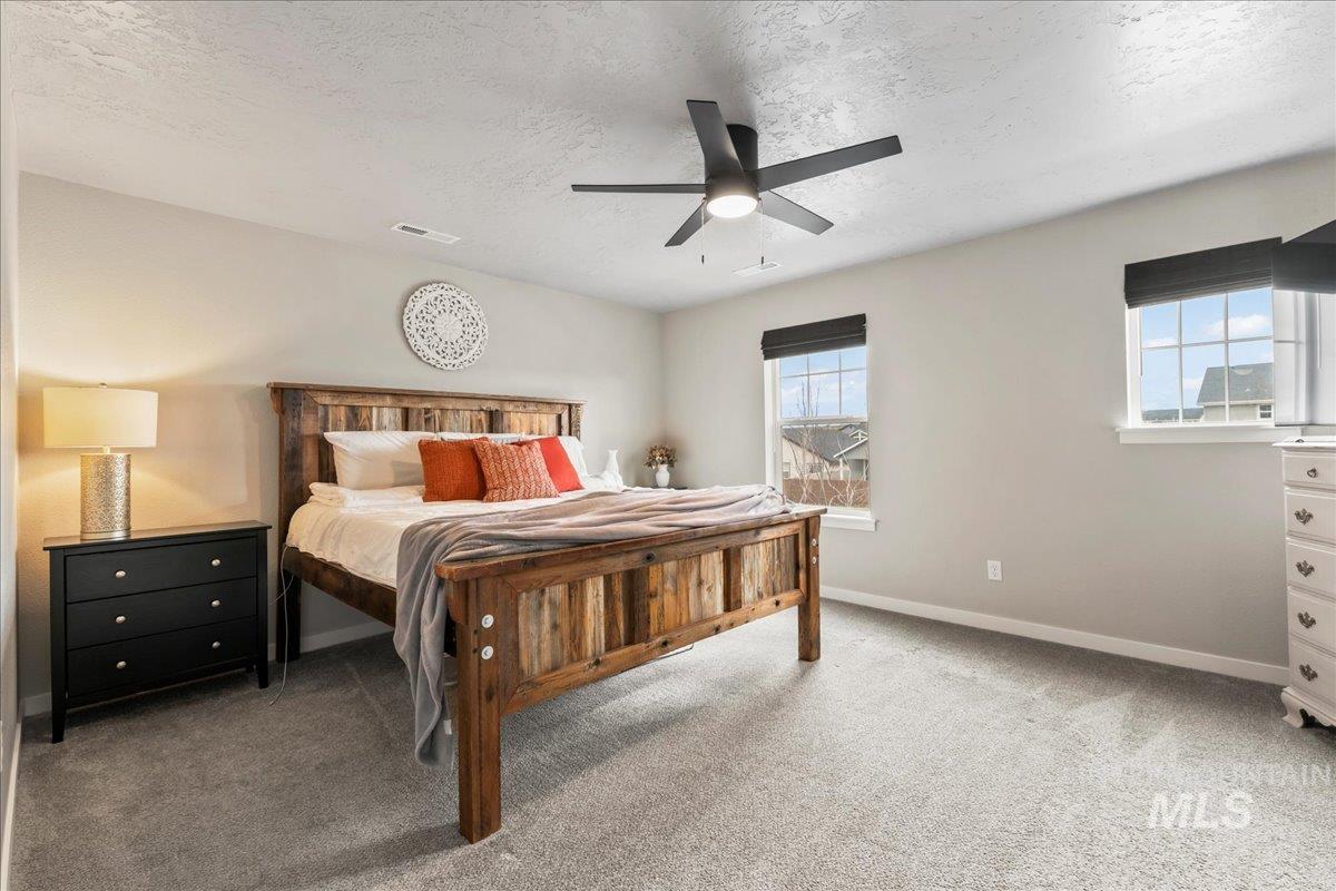 7662 S Sea Breeze Way, Boise, Idaho 83709, 3 Bedrooms, 2.5 Bathrooms, Residential For Sale, Price $470,000, 98975368