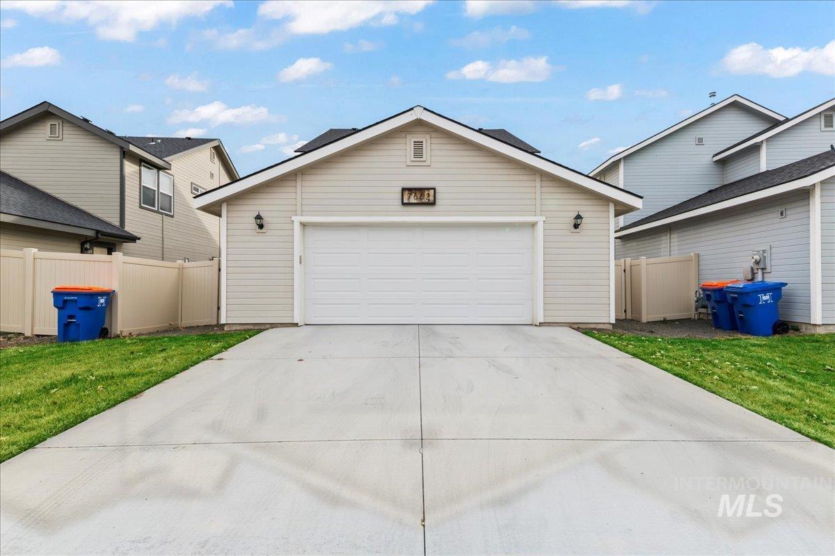7662 S Sea Breeze Way, Boise, Idaho 83709, 3 Bedrooms, 2.5 Bathrooms, Residential For Sale, Price $470,000, 98975368
