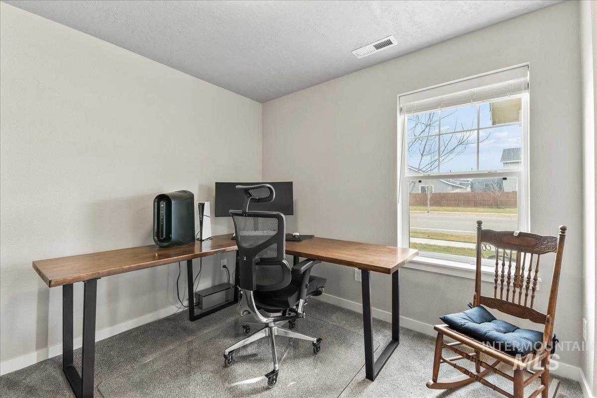 7662 S Sea Breeze Way, Boise, Idaho 83709, 3 Bedrooms, 2.5 Bathrooms, Residential For Sale, Price $470,000, 98975368