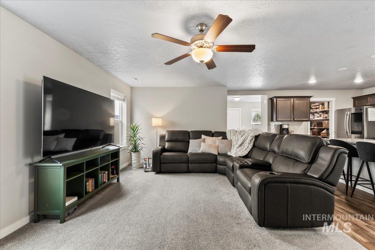 7662 S Sea Breeze Way, Boise, Idaho 83709, 3 Bedrooms, 2.5 Bathrooms, Residential For Sale, Price $470,000, 98975368