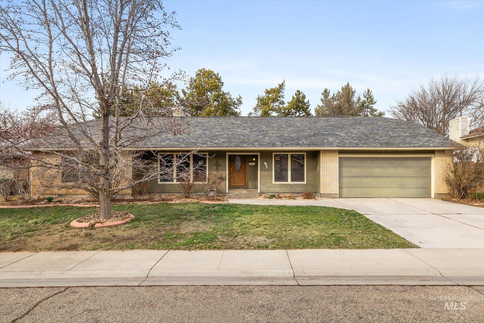 11962 Musket Dr, Boise, Idaho 83713, 3 Bedrooms, 2 Bathrooms, Residential For Sale, Price $399,900,MLS 98975371