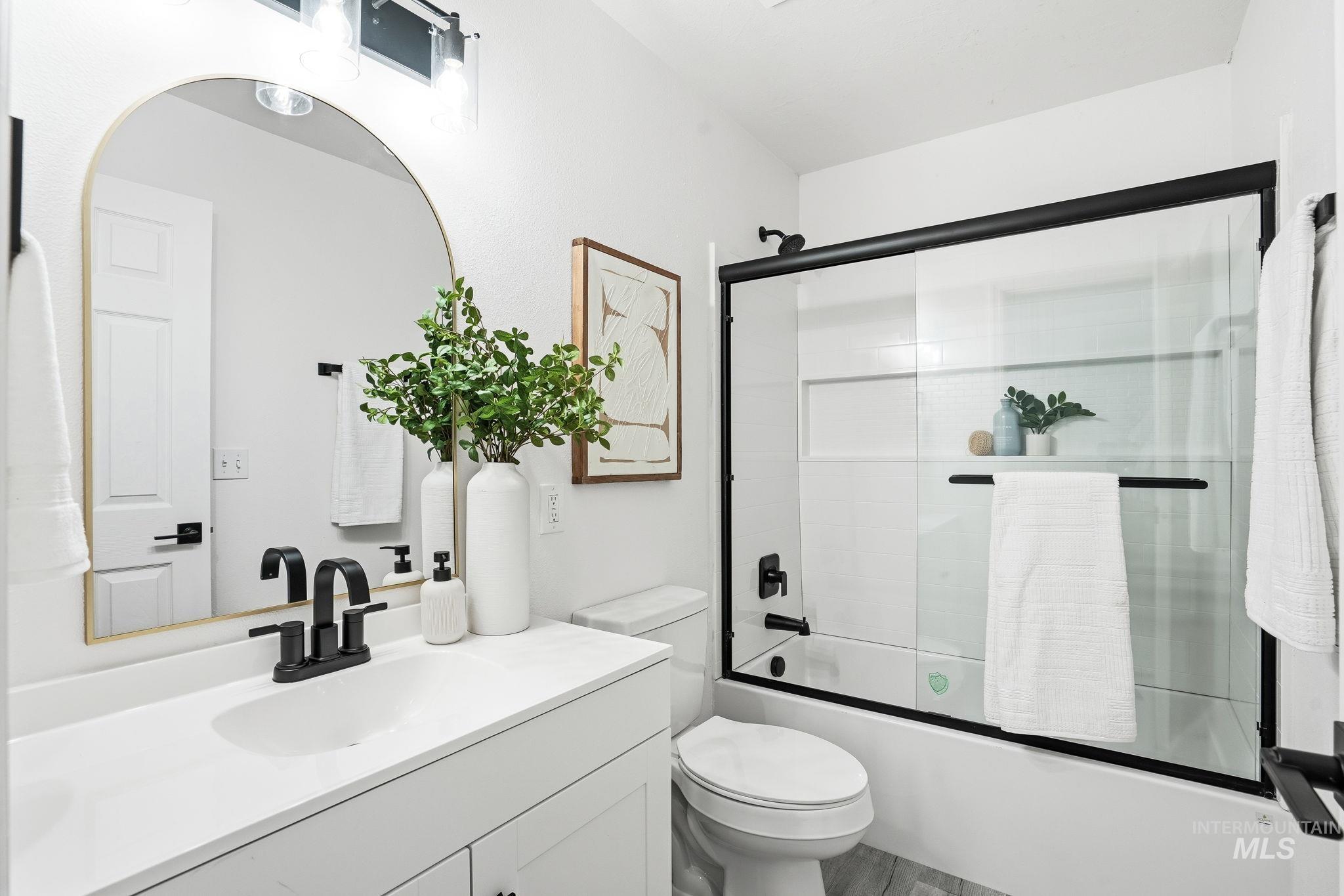 708 N Brownfield Dr, Meridian, Idaho 83642, 3 Bedrooms, 2 Bathrooms, Residential For Sale, Price $415,000,MLS 98975372