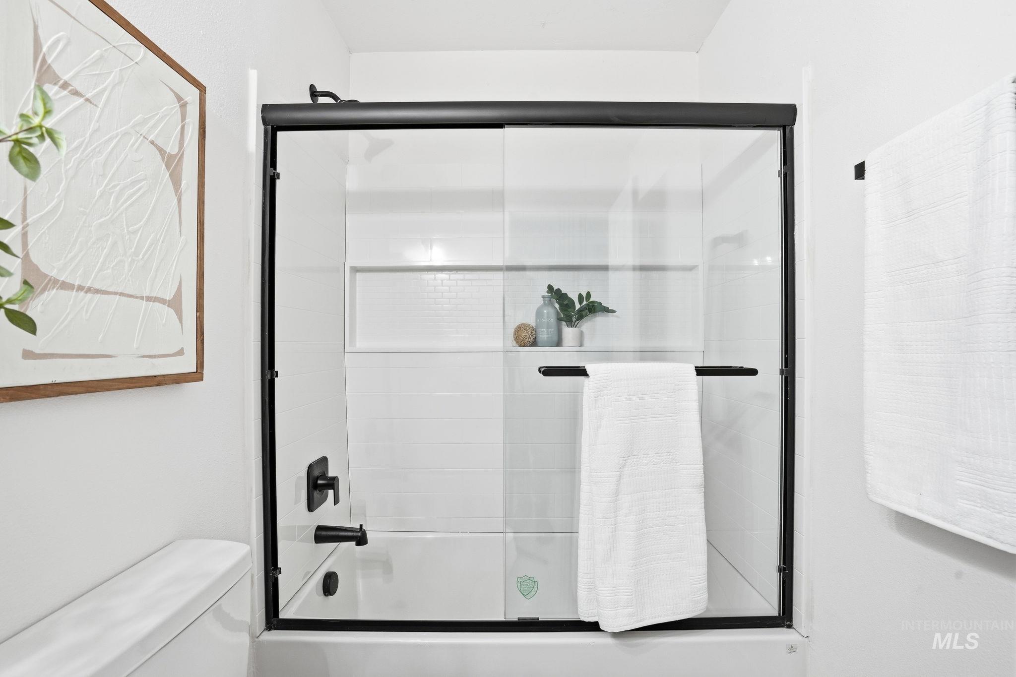 708 N Brownfield Dr, Meridian, Idaho 83642, 3 Bedrooms, 2 Bathrooms, Residential For Sale, Price $415,000,MLS 98975372