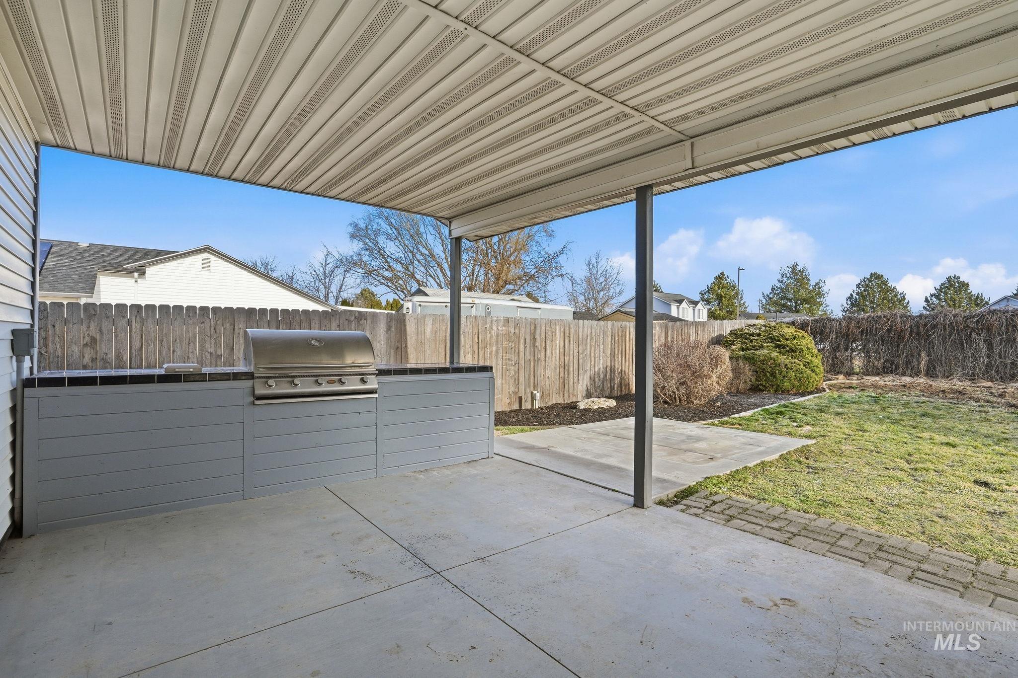 708 N Brownfield Dr, Meridian, Idaho 83642, 3 Bedrooms, 2 Bathrooms, Residential For Sale, Price $415,000,MLS 98975372