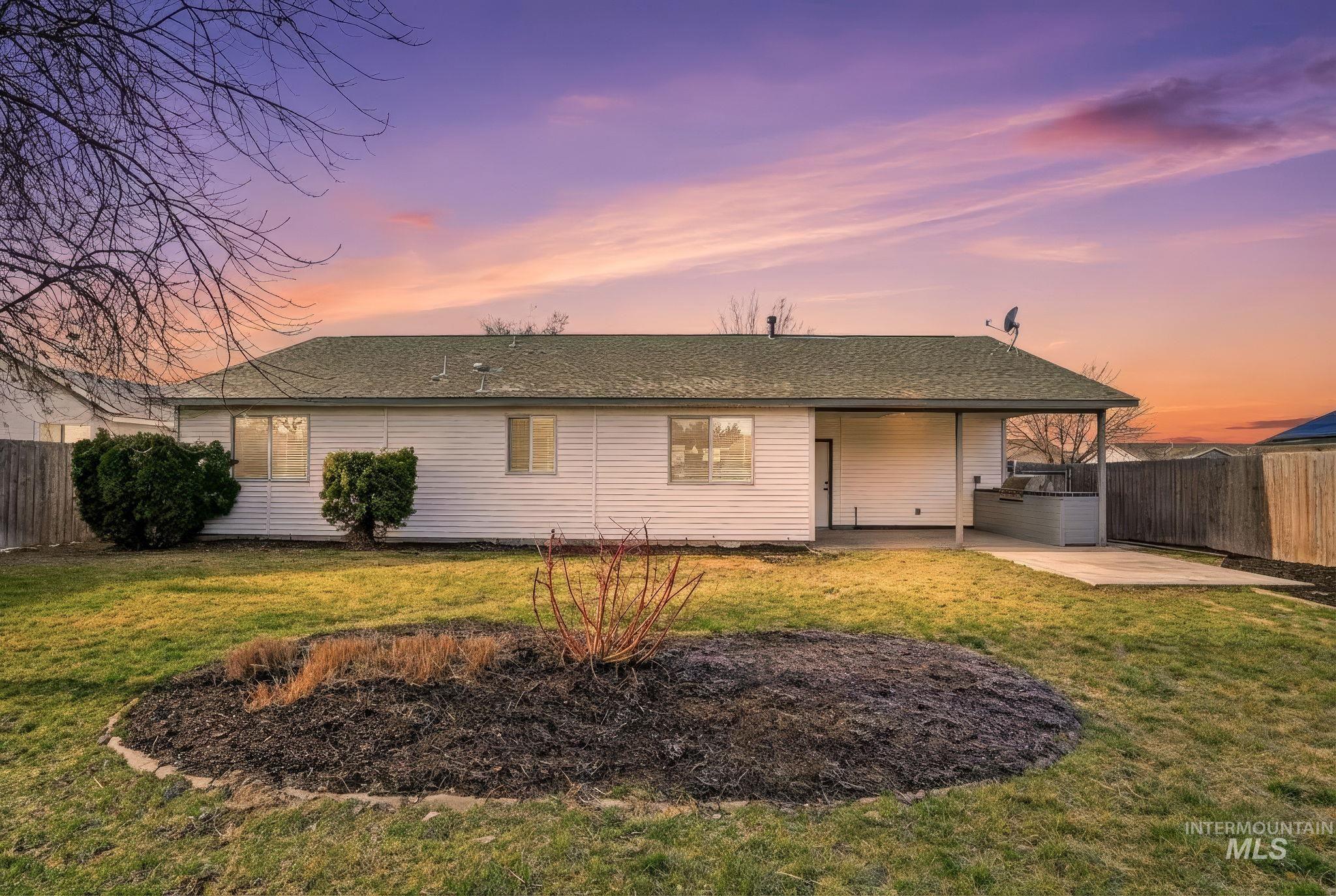 708 N Brownfield Dr, Meridian, Idaho 83642, 3 Bedrooms, 2 Bathrooms, Residential For Sale, Price $415,000,MLS 98975372