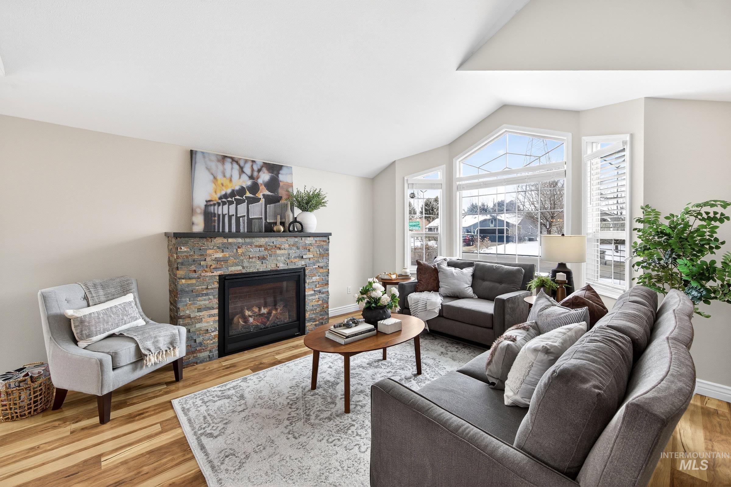 5655 S Hollyhock Place, Boise, Idaho 83716, 3 Bedrooms, 2 Bathrooms, Residential For Sale, Price $458,000,MLS 98975373