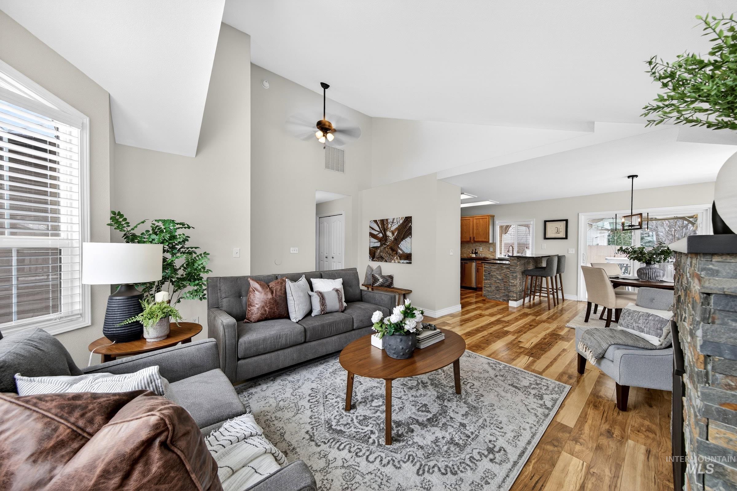 5655 S Hollyhock Place, Boise, Idaho 83716, 3 Bedrooms, 2 Bathrooms, Residential For Sale, Price $458,000,MLS 98975373