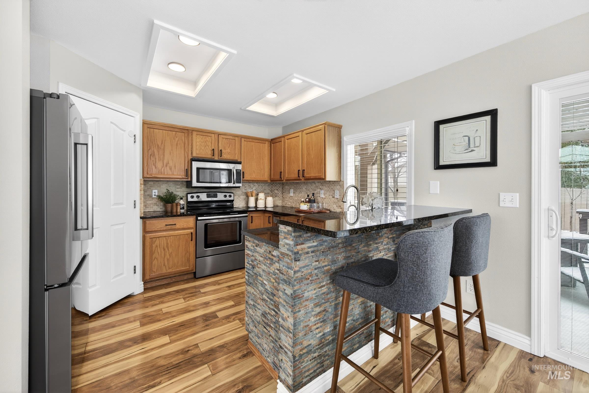 5655 S Hollyhock Place, Boise, Idaho 83716, 3 Bedrooms, 2 Bathrooms, Residential For Sale, Price $458,000,MLS 98975373