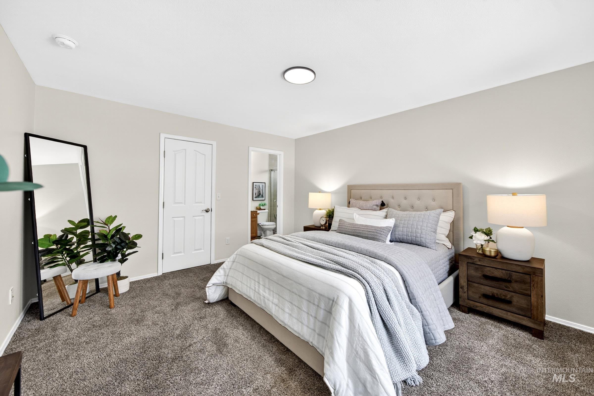 5655 S Hollyhock Place, Boise, Idaho 83716, 3 Bedrooms, 2 Bathrooms, Residential For Sale, Price $458,000,MLS 98975373