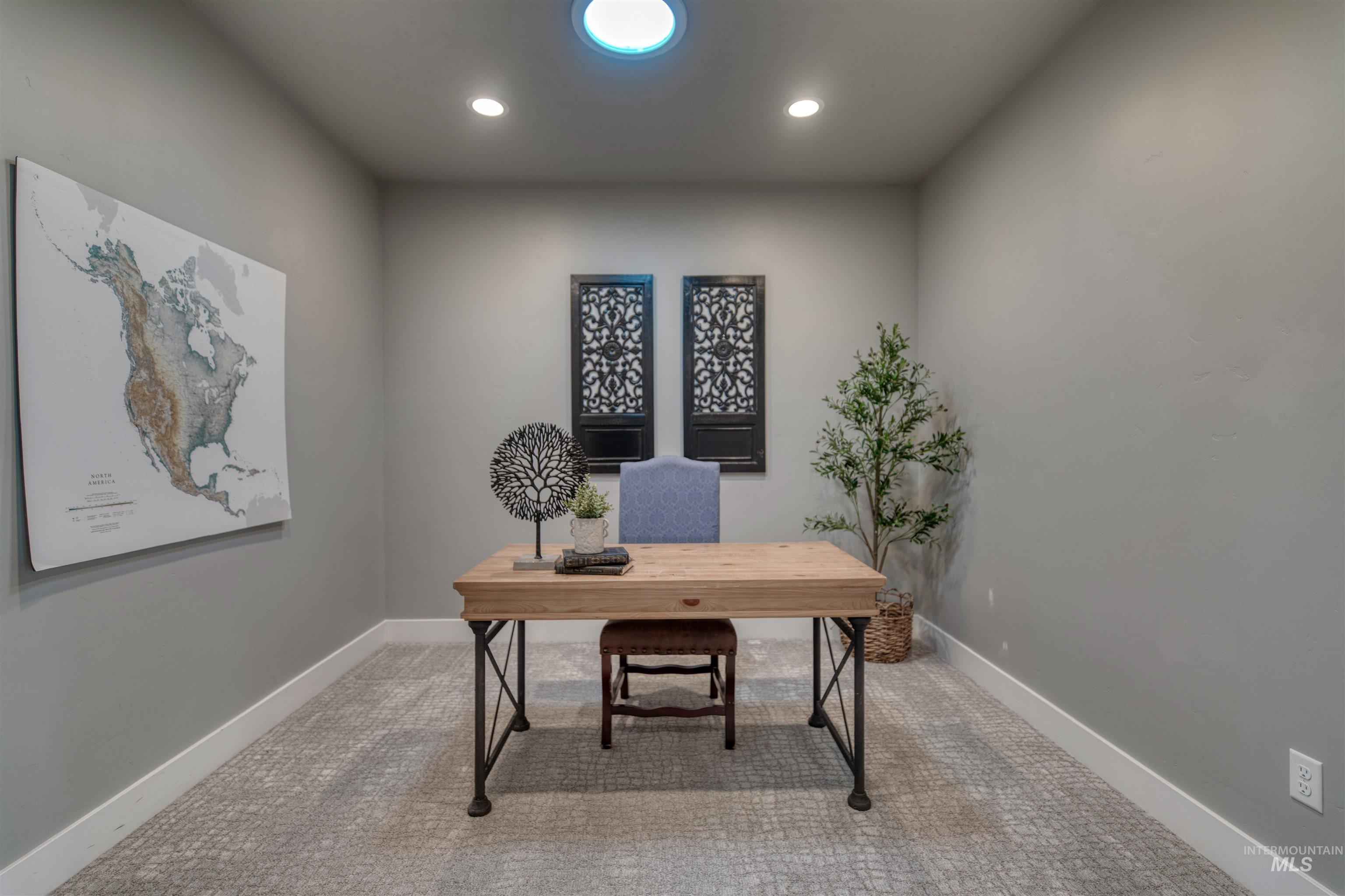 6603 W Hammermill Dr, Boise, Idaho 83714, 3 Bedrooms, 2 Bathrooms, Residential For Sale, Price $684,000,MLS 98975374